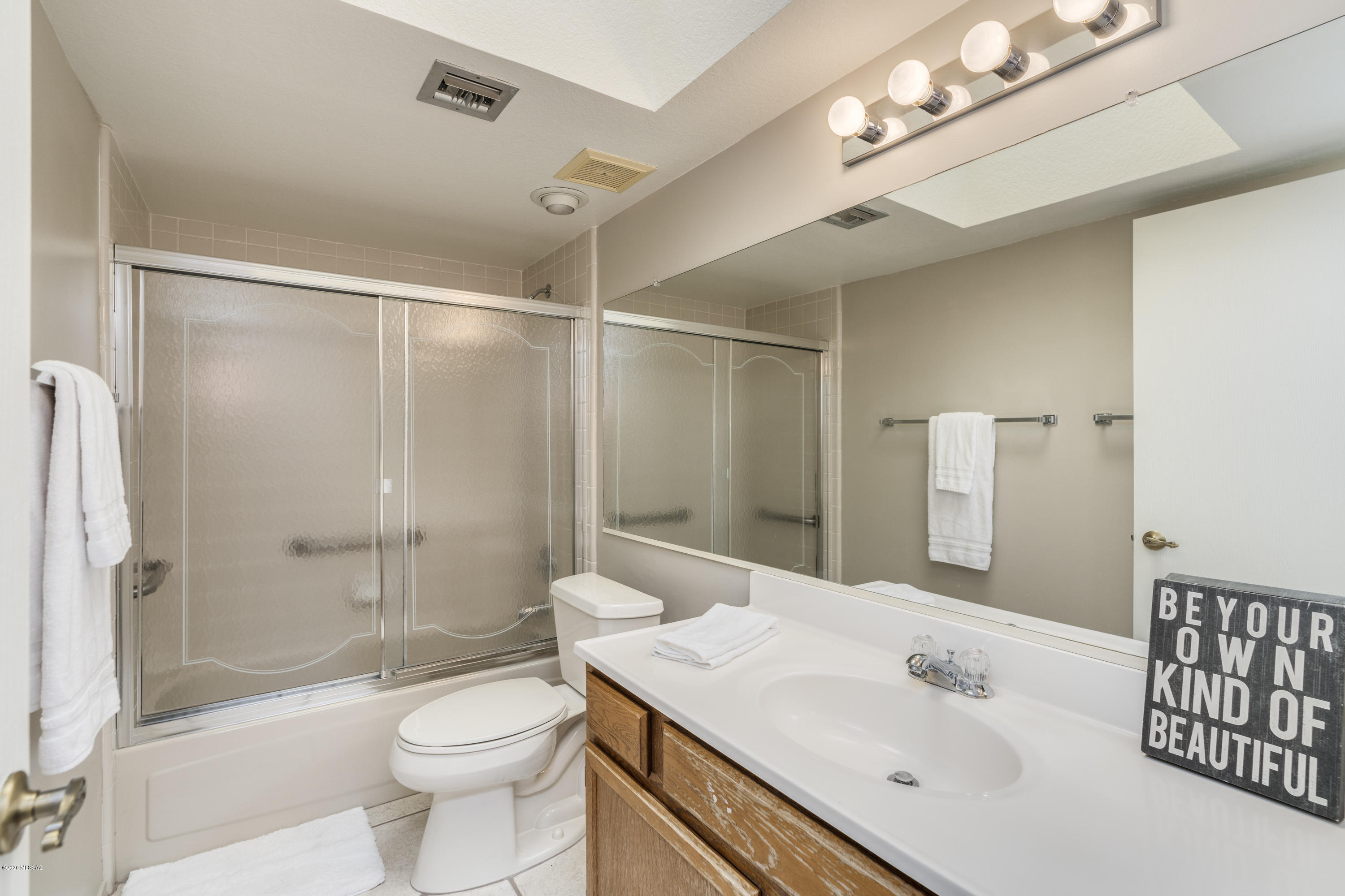 La Cholla Hills(1-313) - Residential