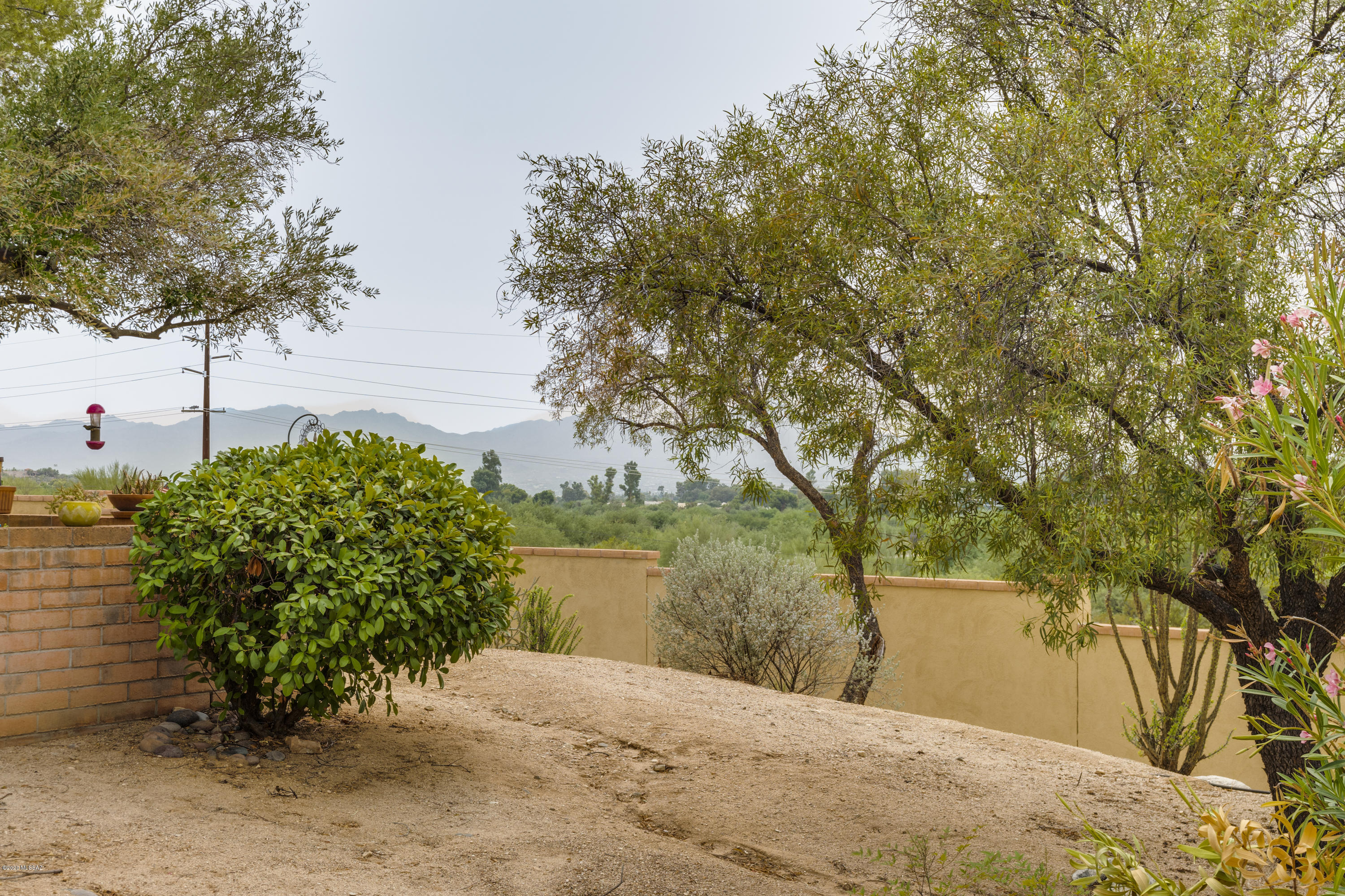 La Cholla Hills(1-313) - Residential