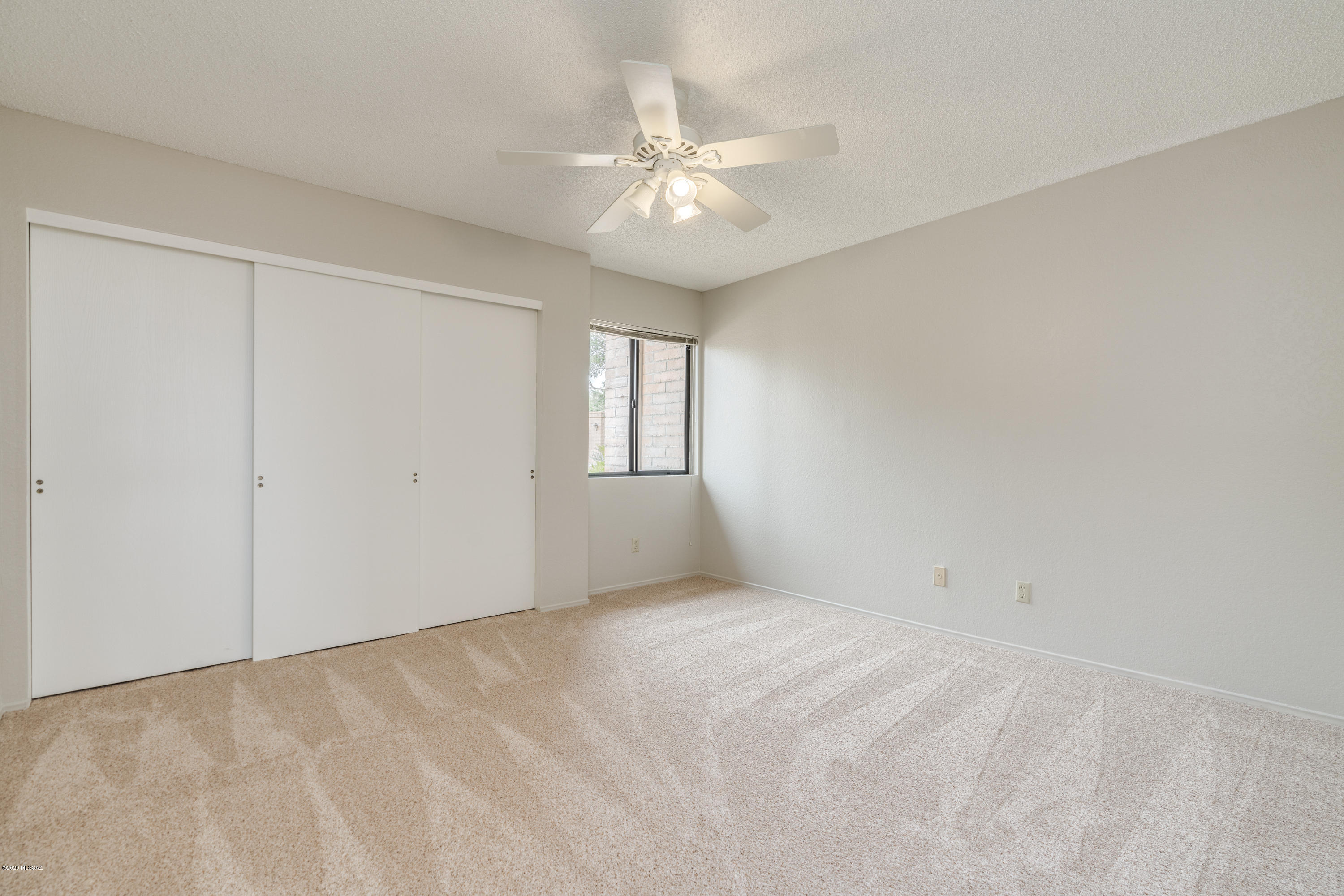 La Cholla Hills(1-313) - Residential