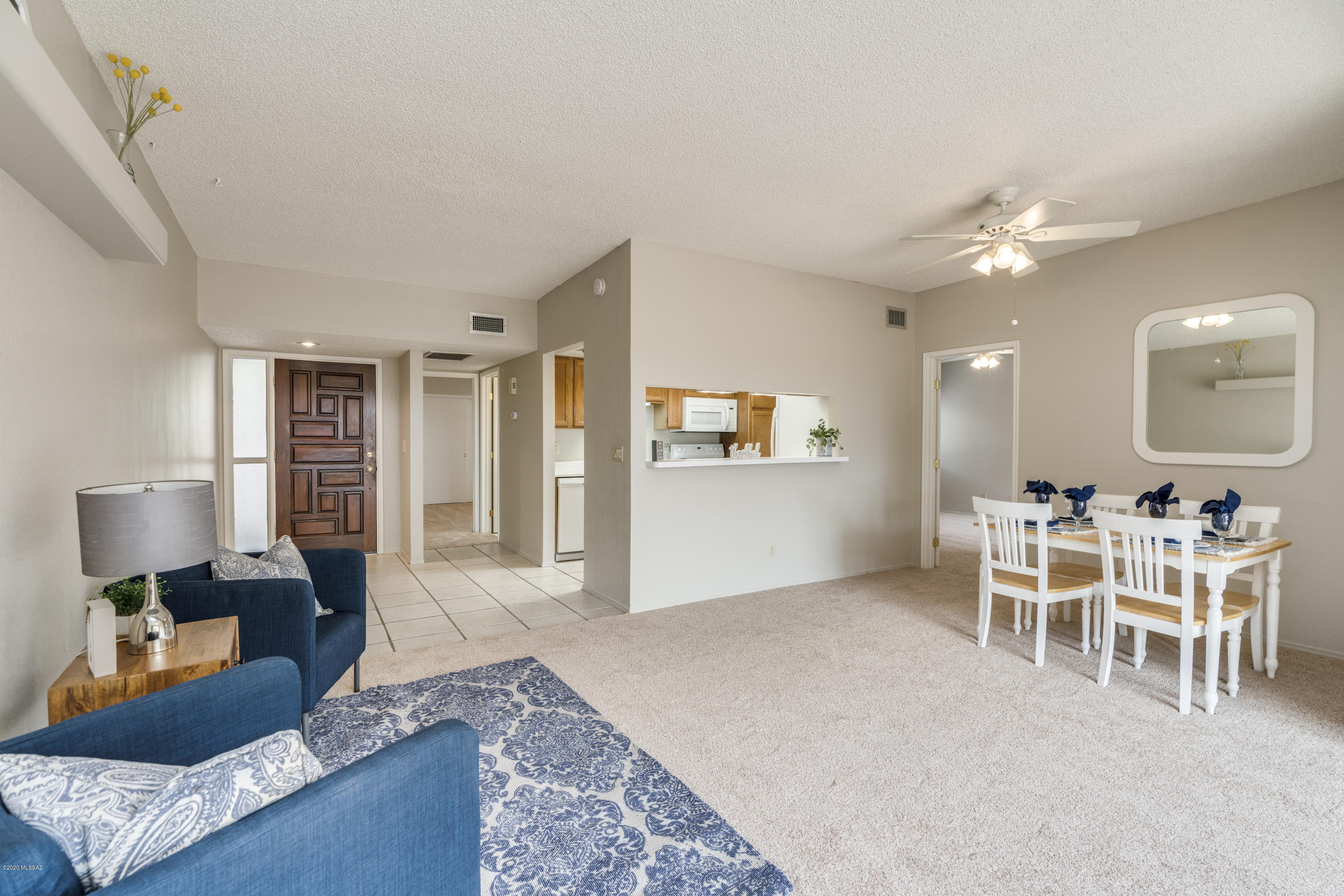 La Cholla Hills(1-313) - Residential
