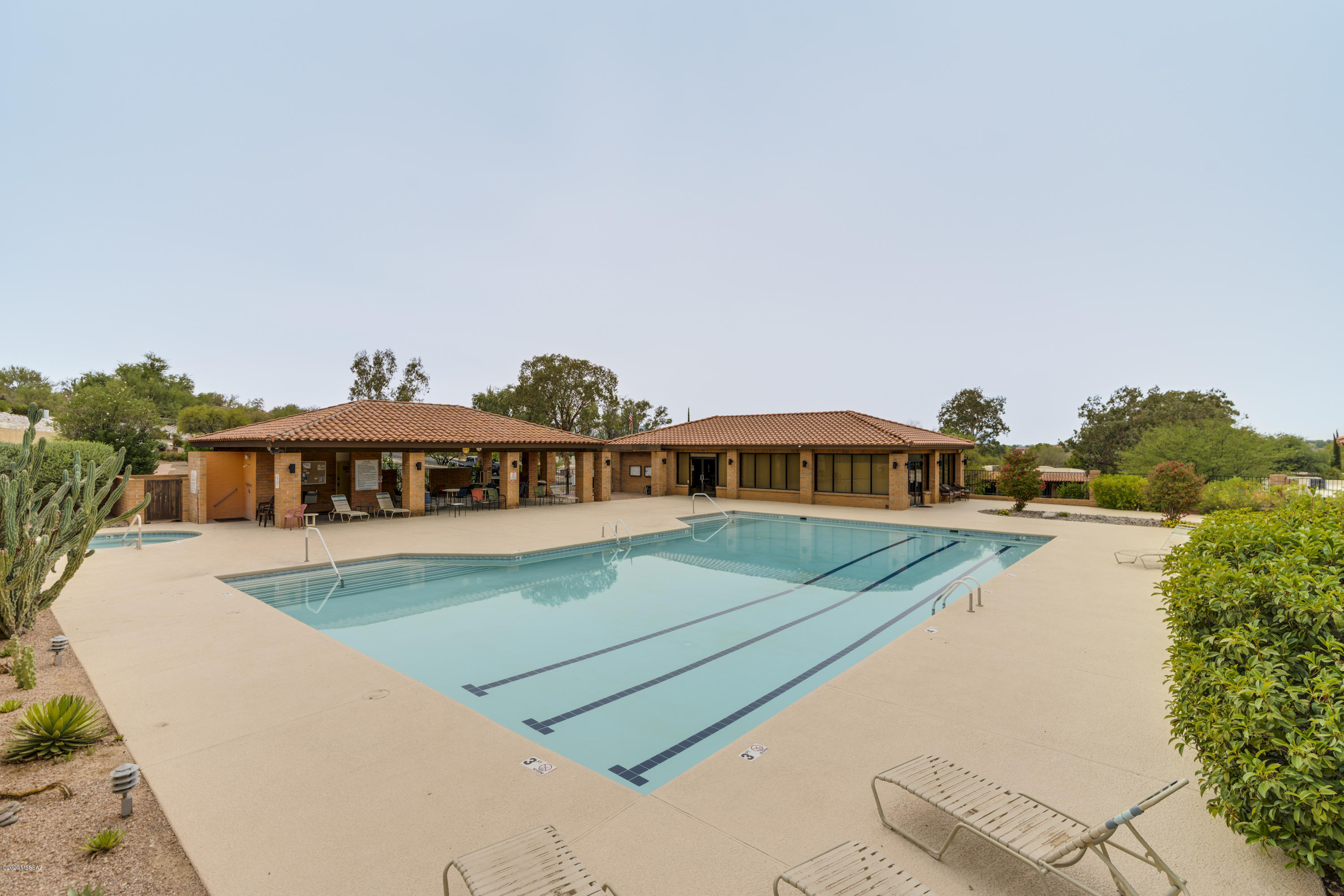 La Cholla Hills(1-313) - Residential