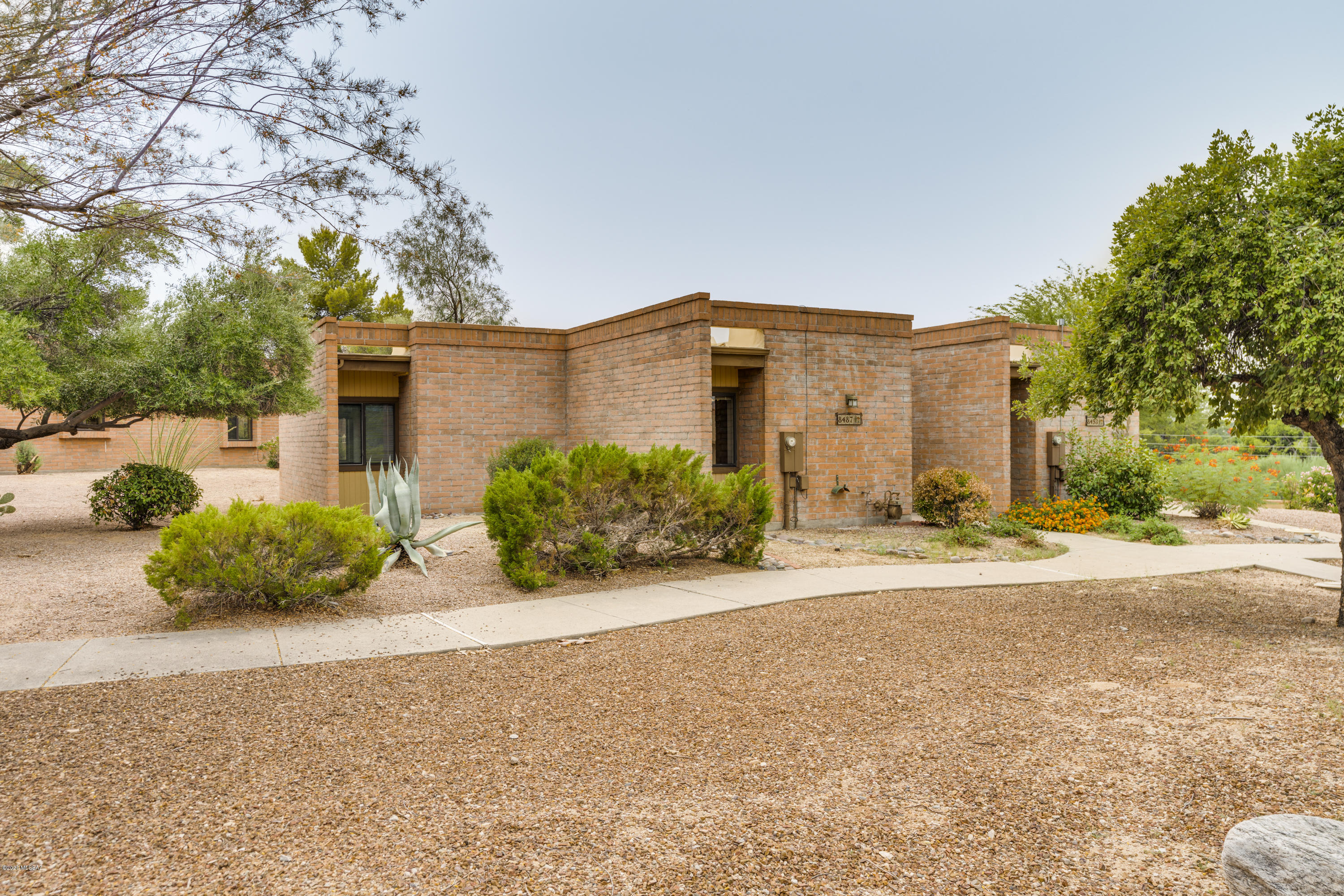 La Cholla Hills(1-313) - Residential