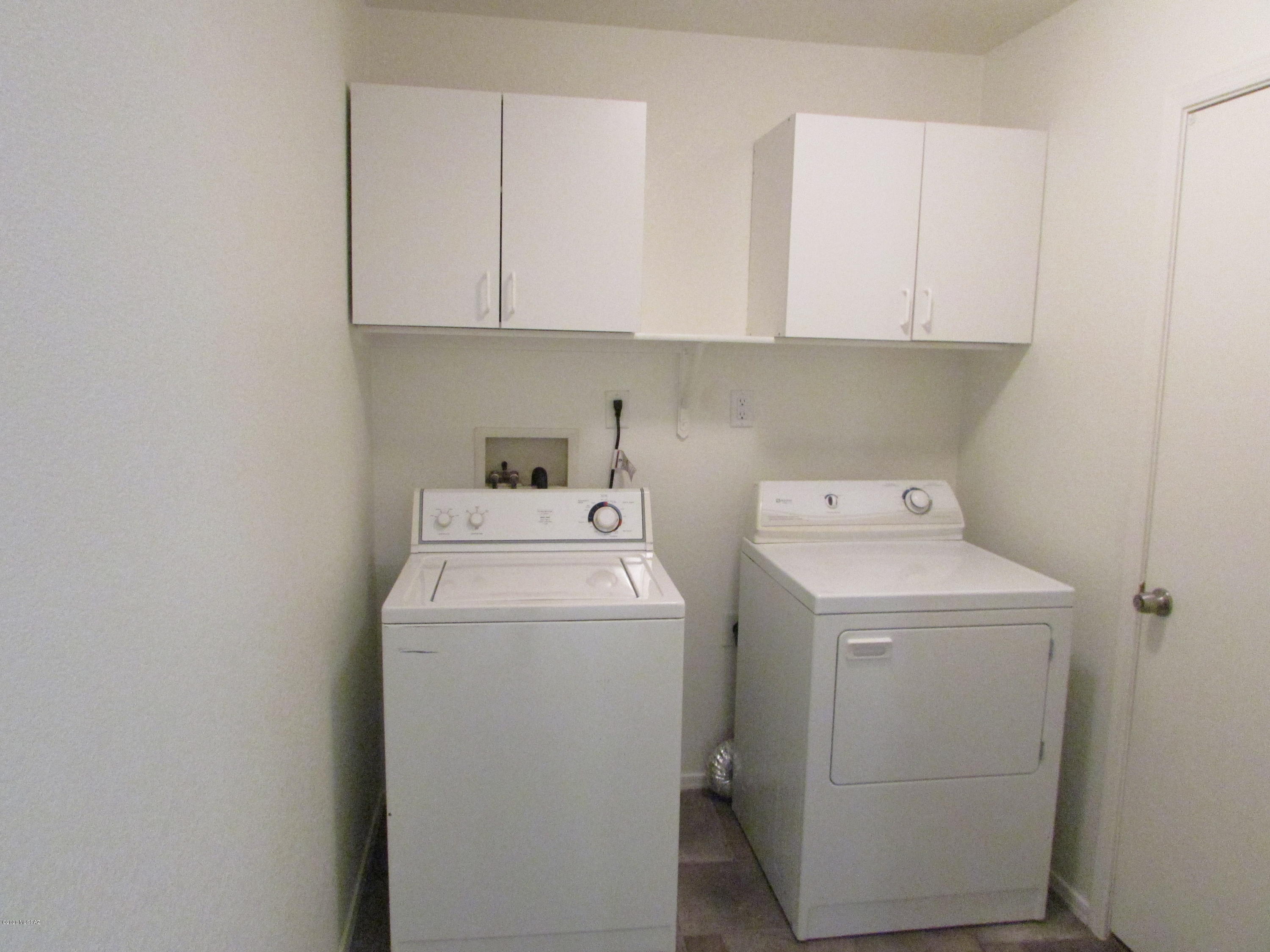 Pantano Ridge (1-123) - Residential Lease