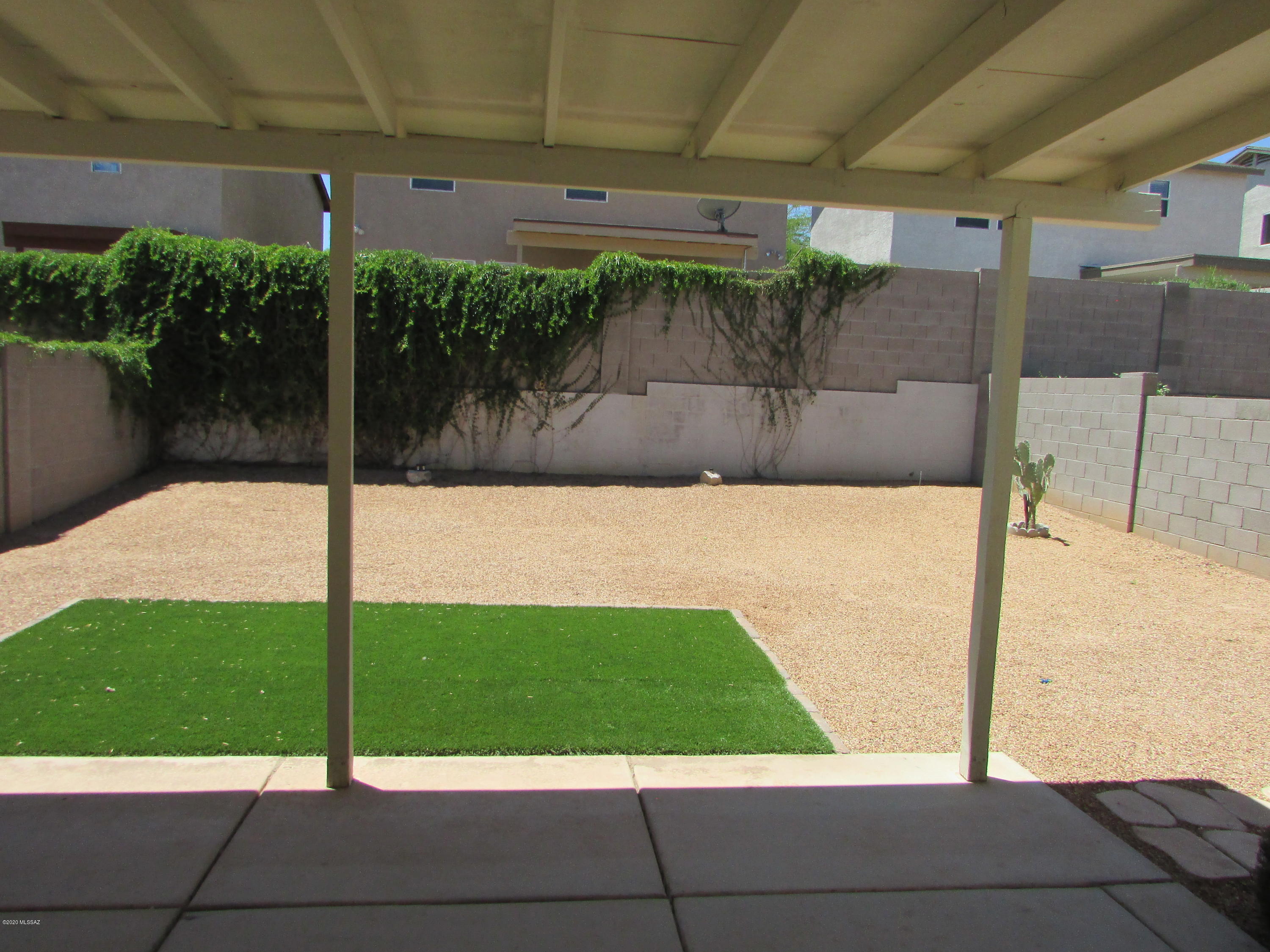 Pantano Ridge (1-123) - Residential Lease