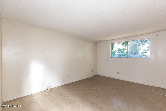 Hermosa Highlands (66-146) - Residential