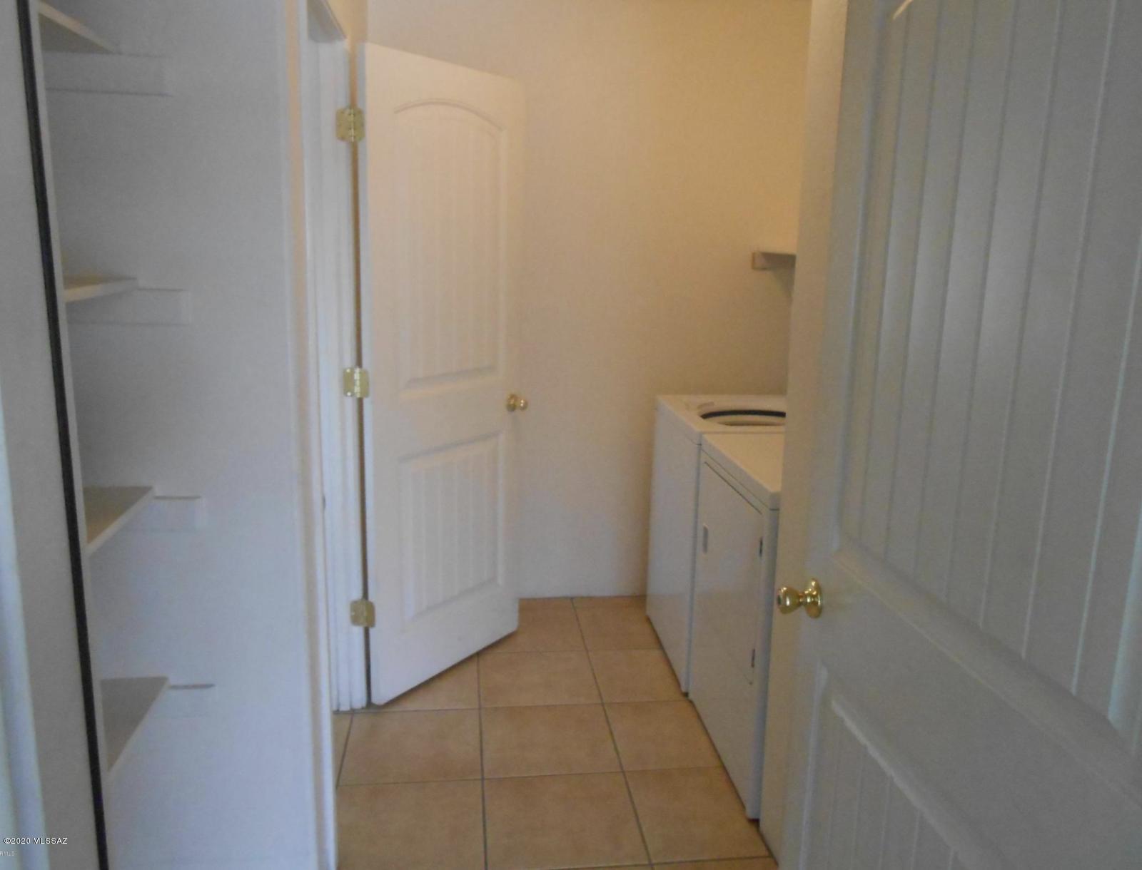 Catalina Poultry Acres NO 1 - Residential Lease