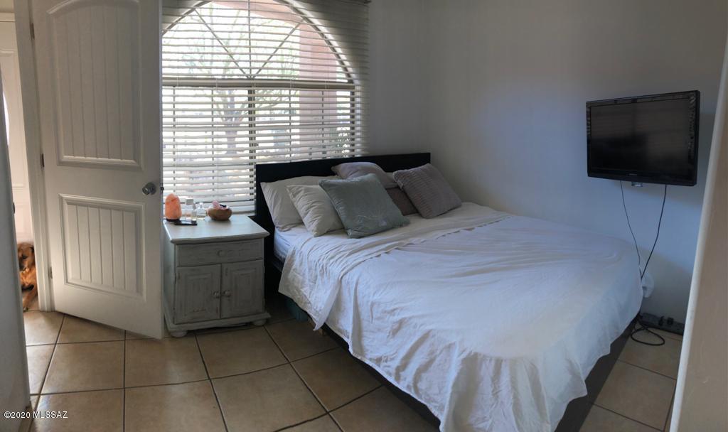 Catalina Poultry Acres NO 1 - Residential Lease