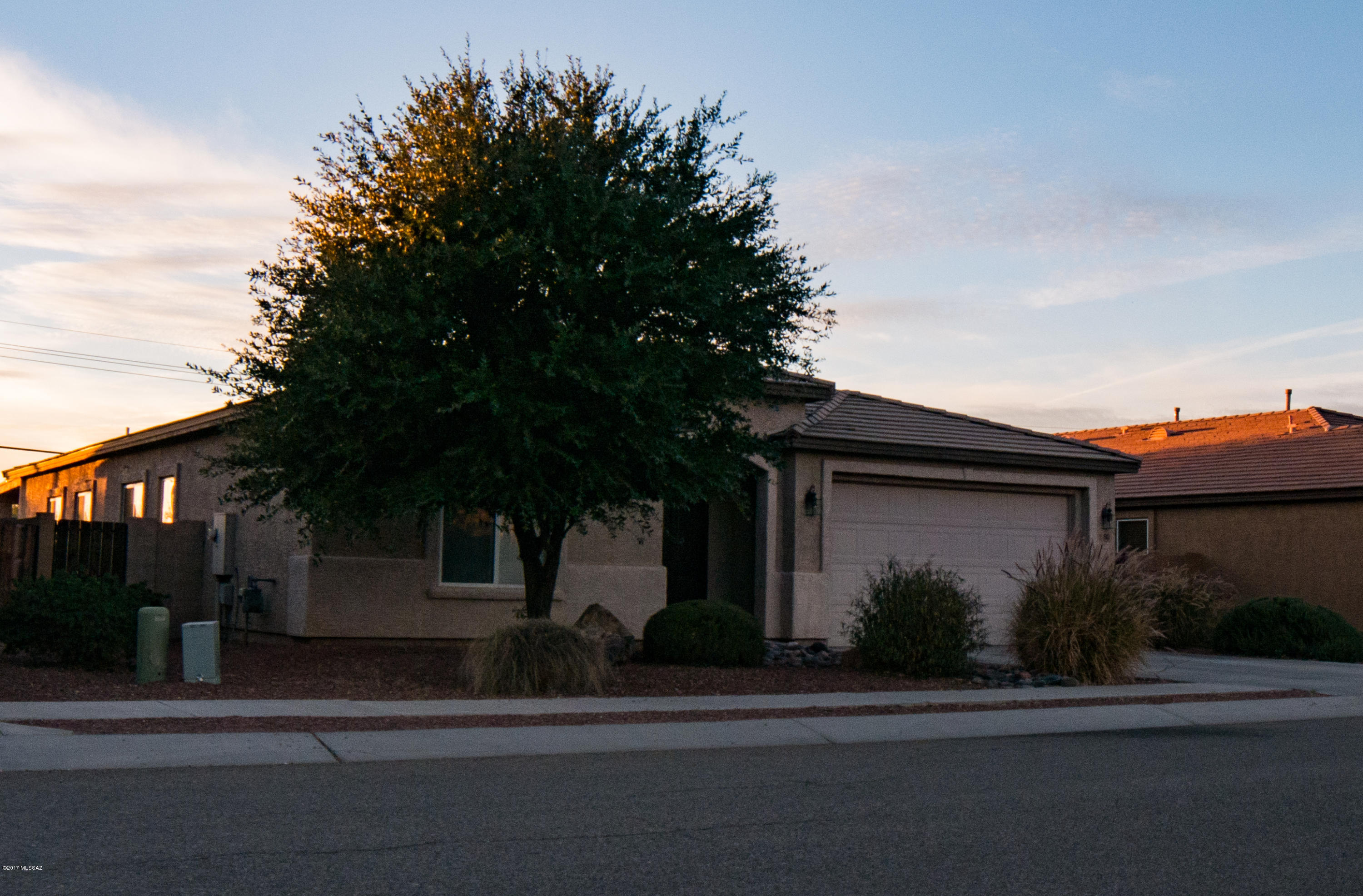 Black Horse (1-411) - Residential