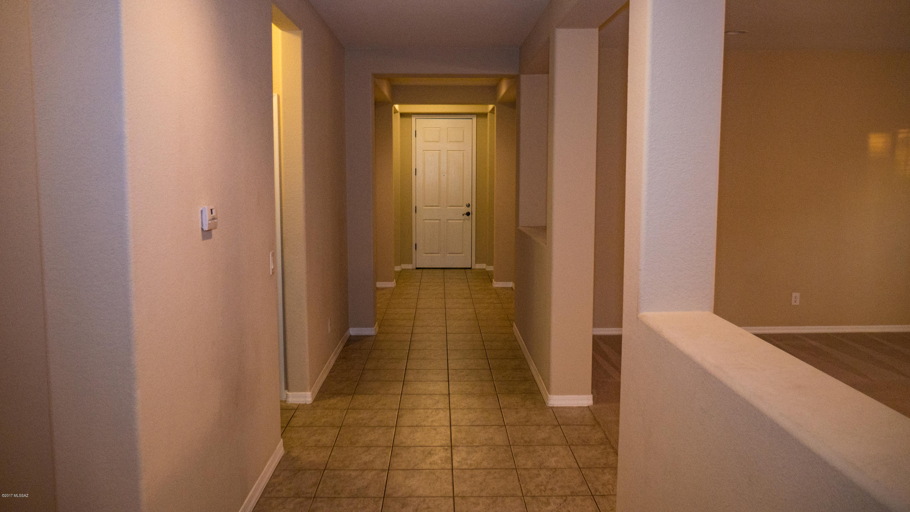 Black Horse (1-411) - Residential