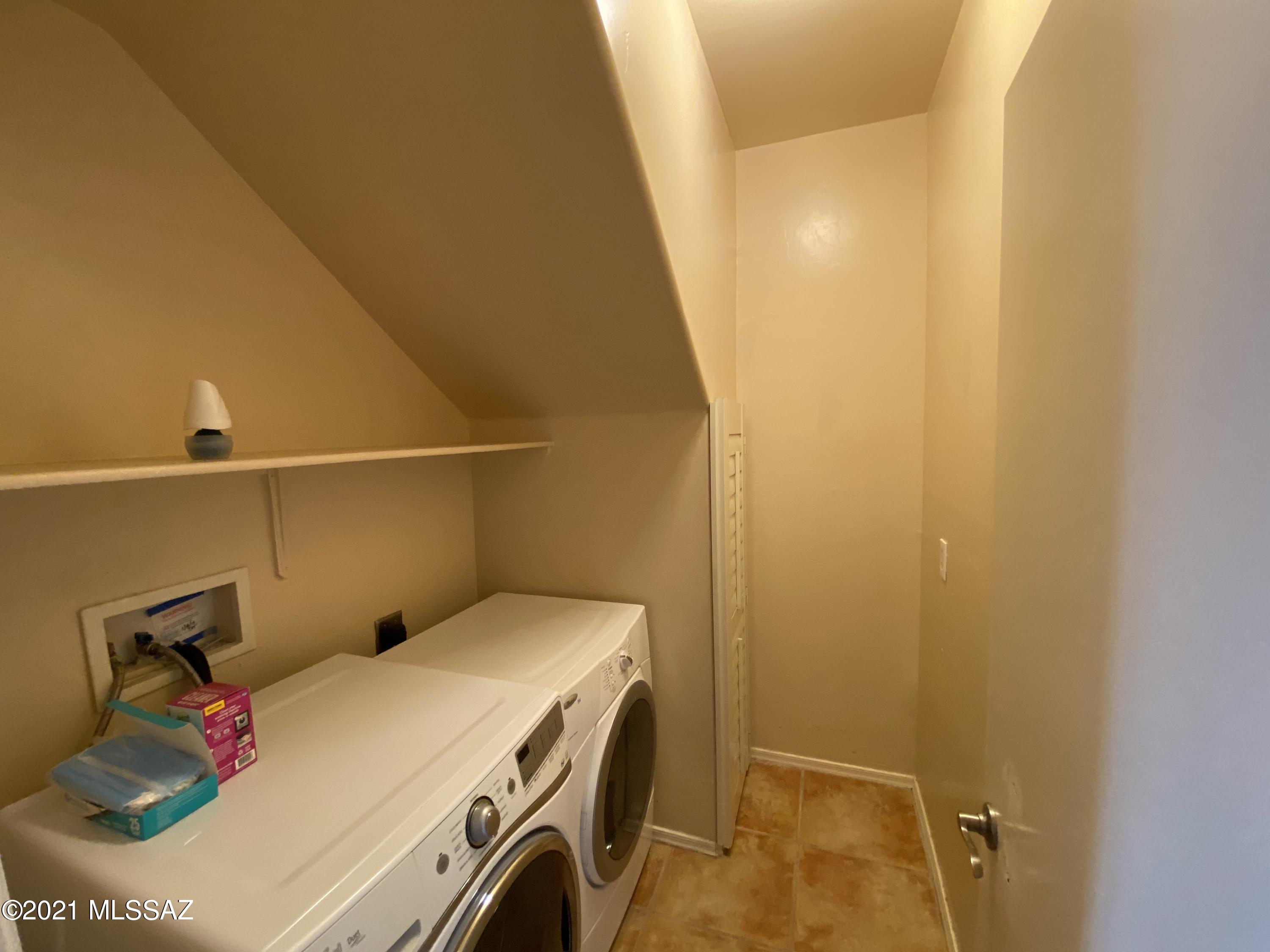 Presidio Del Oro (1-163) - Residential Lease