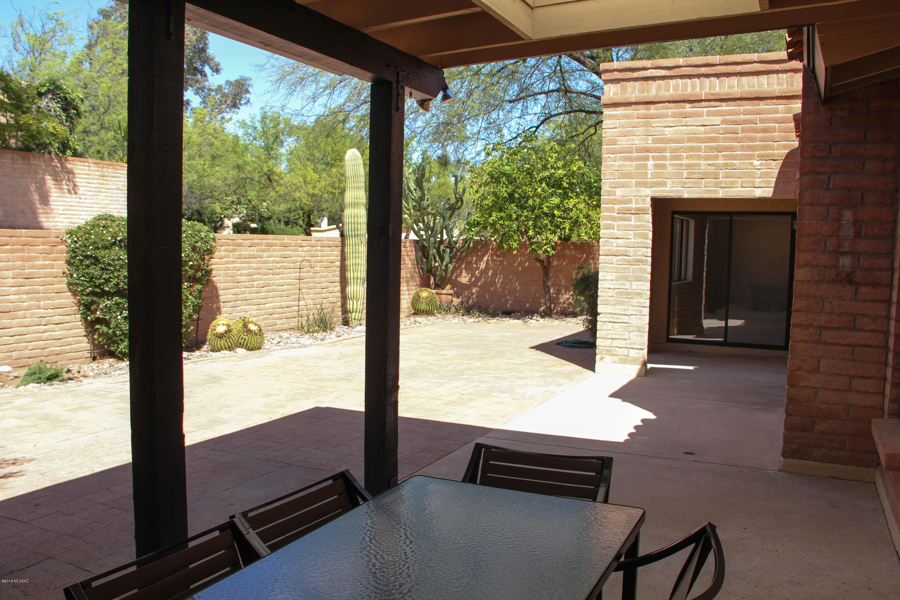 Riverbend - Sabino Canyon Road  (1-97) - Residential