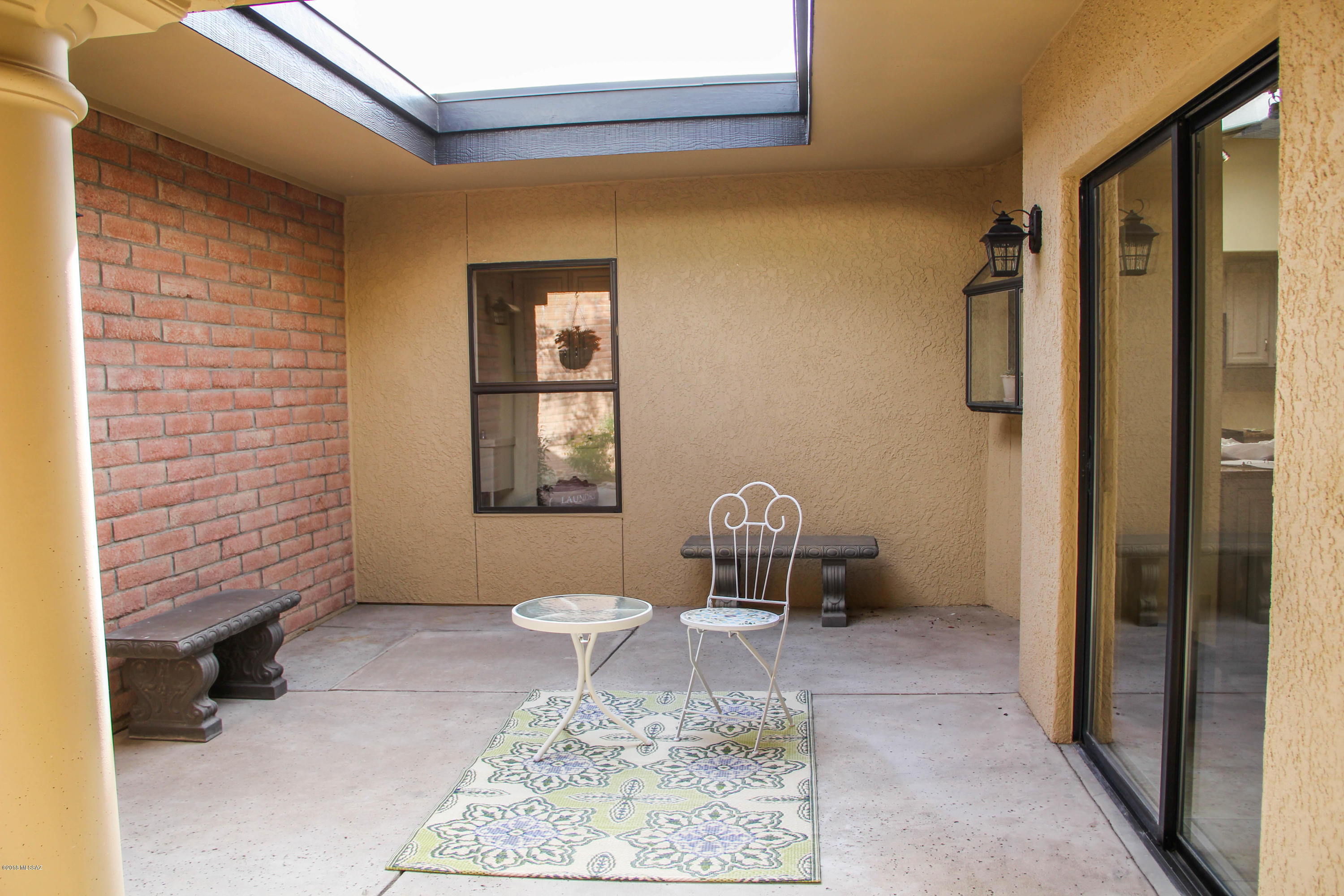 Riverbend - Sabino Canyon Road  (1-97) - Residential