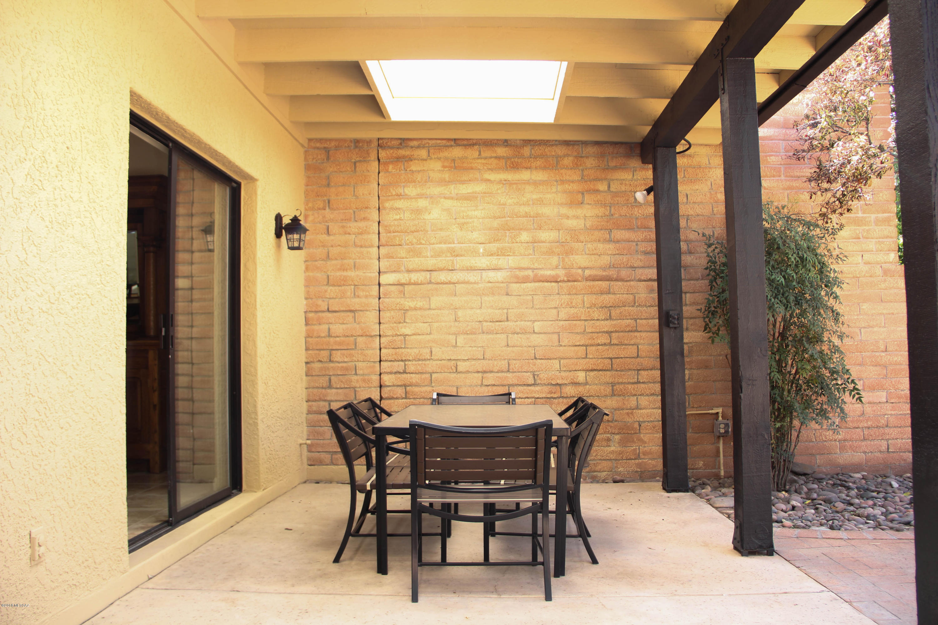 Riverbend - Sabino Canyon Road  (1-97) - Residential