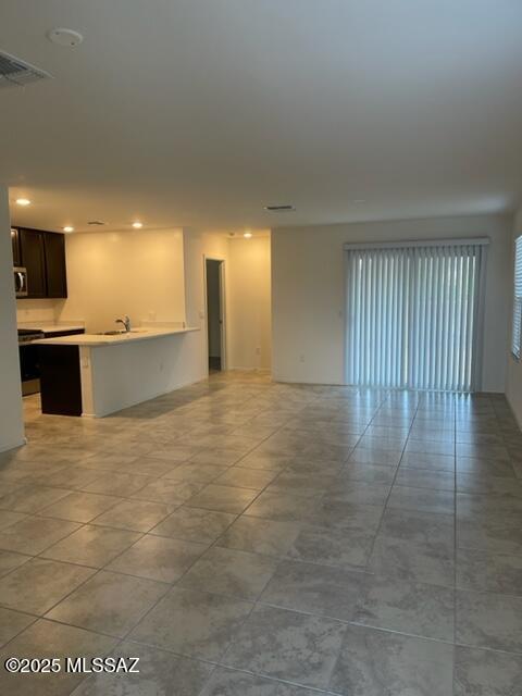 Entrada Del Rio - Residential Lease