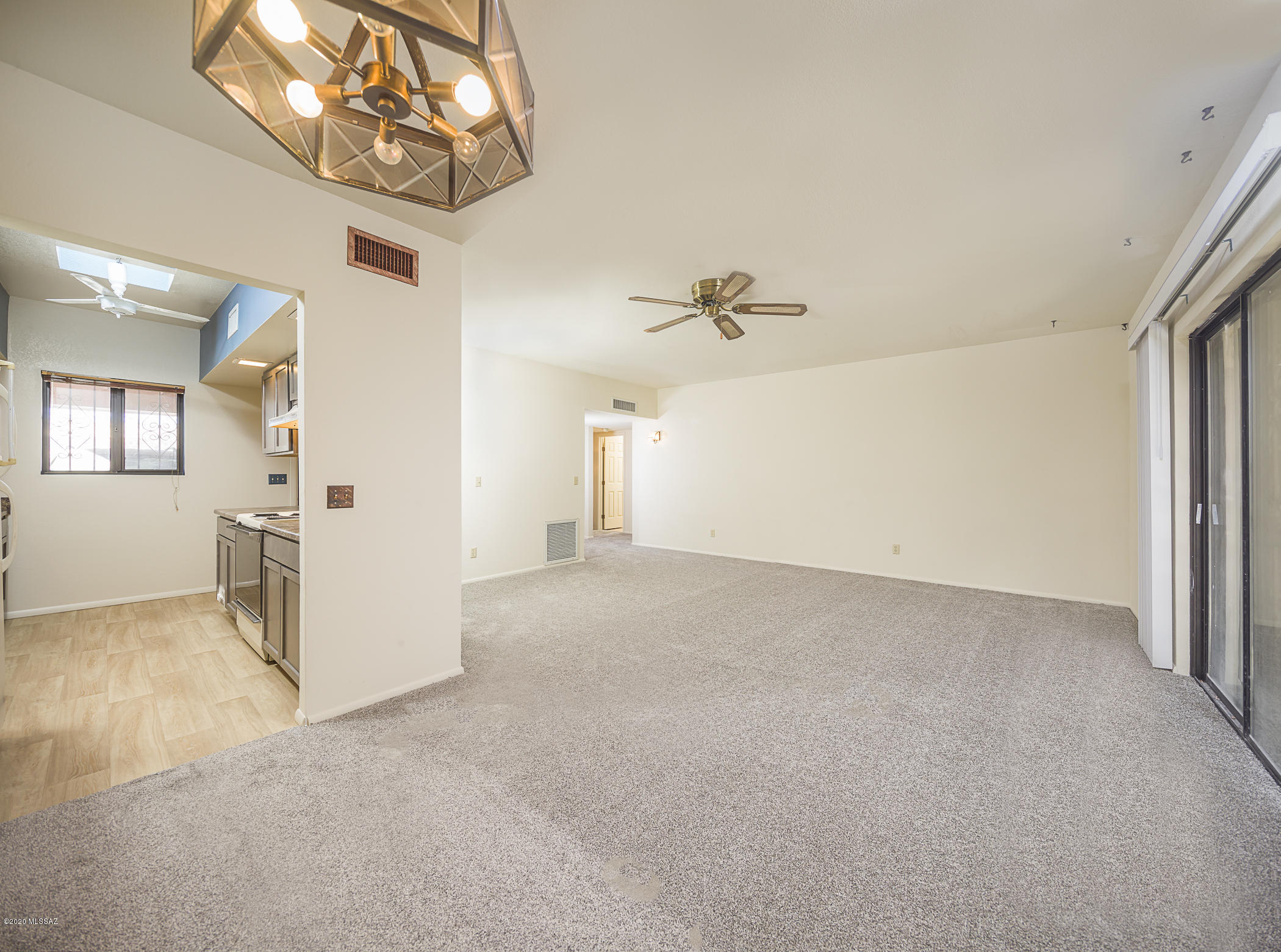 Las Lomitas Townhouses - Residential