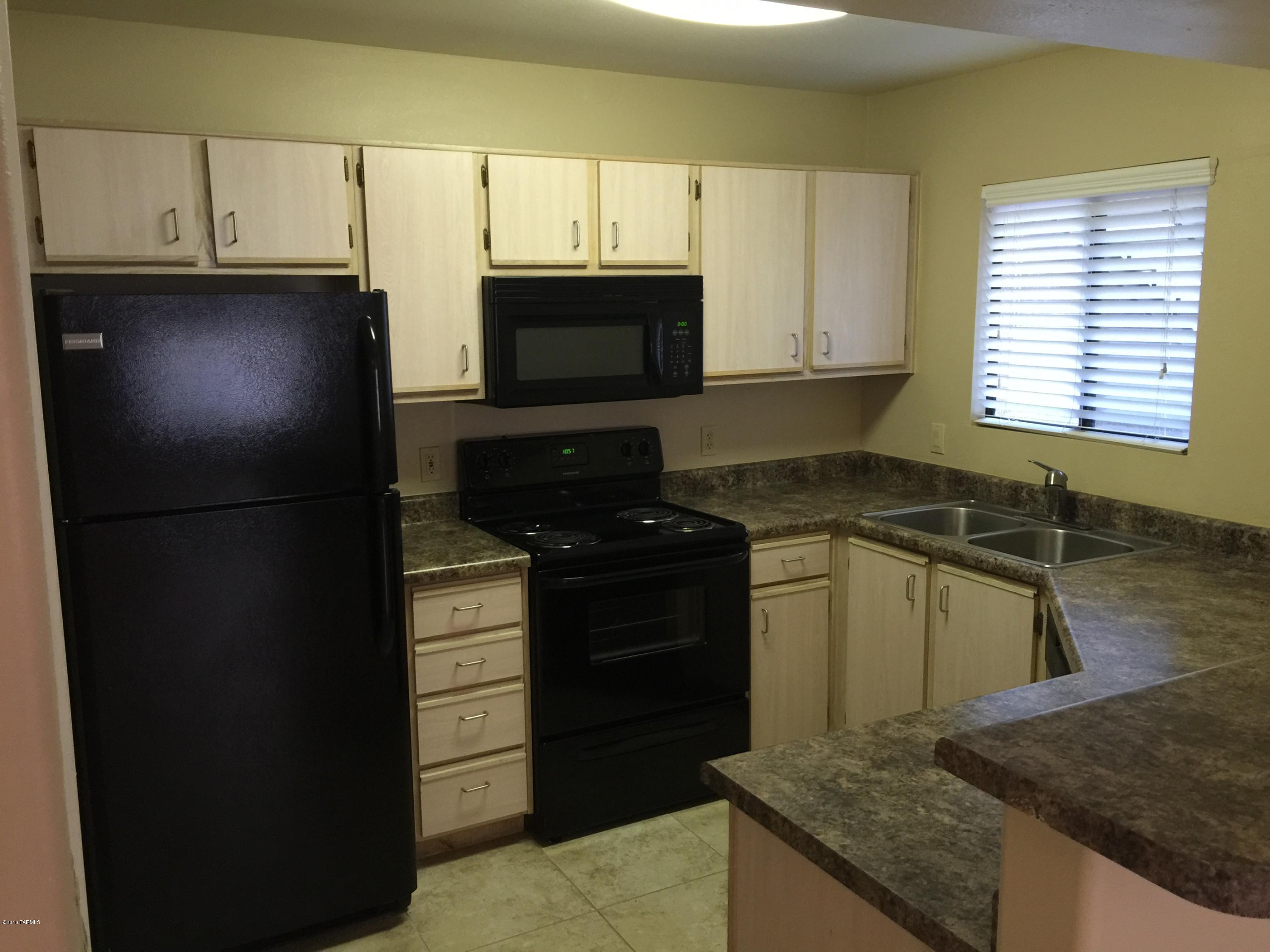 Veranda at Ventana Condominiums - Residential Lease