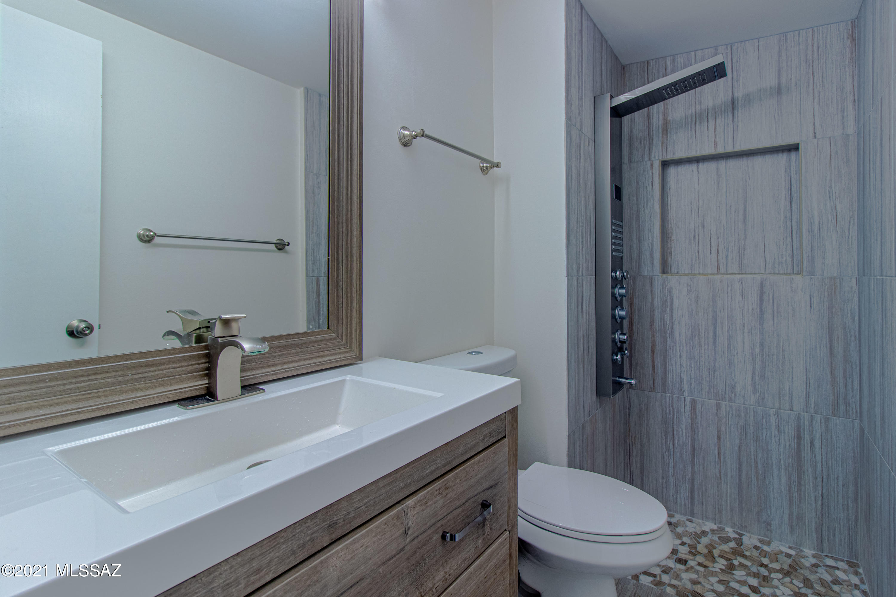 Carriage Hill NO. 2 (193-350) - Residential Lease