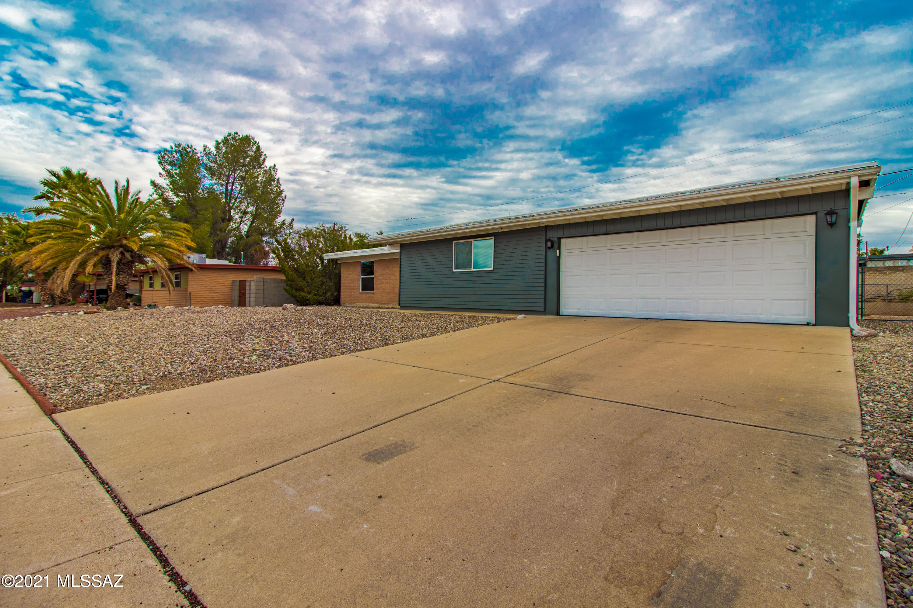 Carriage Hill NO. 2 (193-350) - Residential Lease