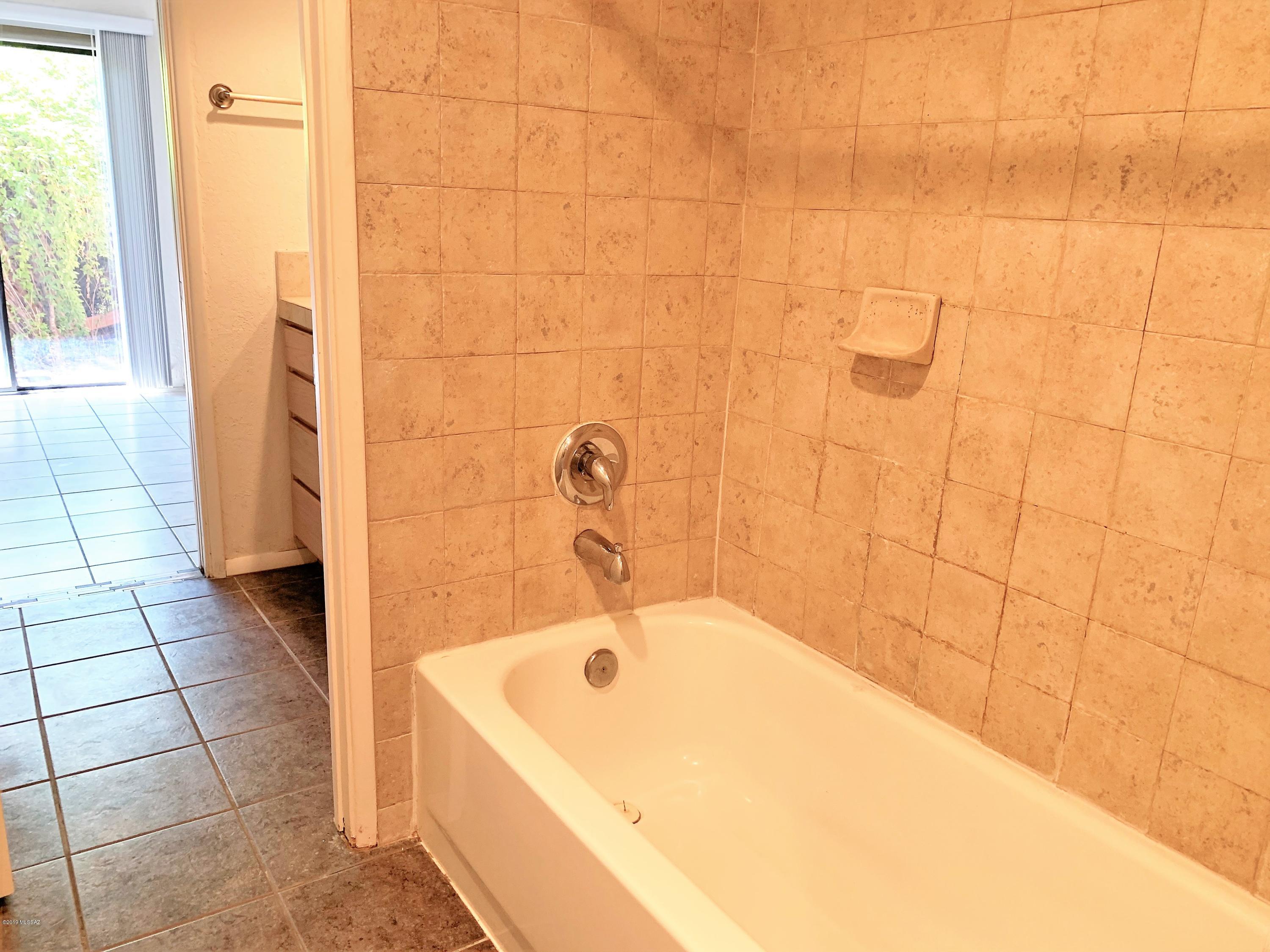 Ventana Vista Condominiums - Residential