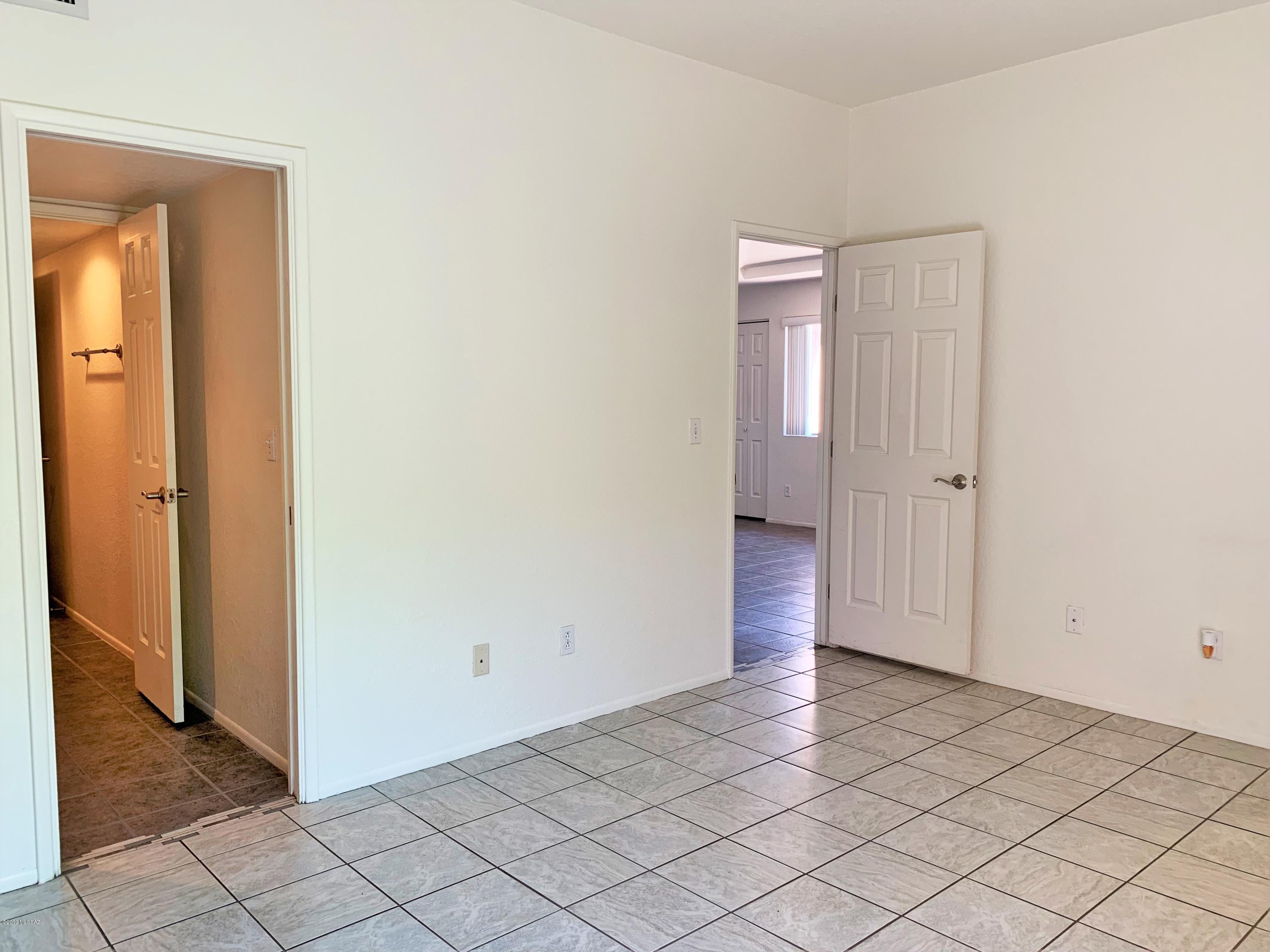 Ventana Vista Condominiums - Residential
