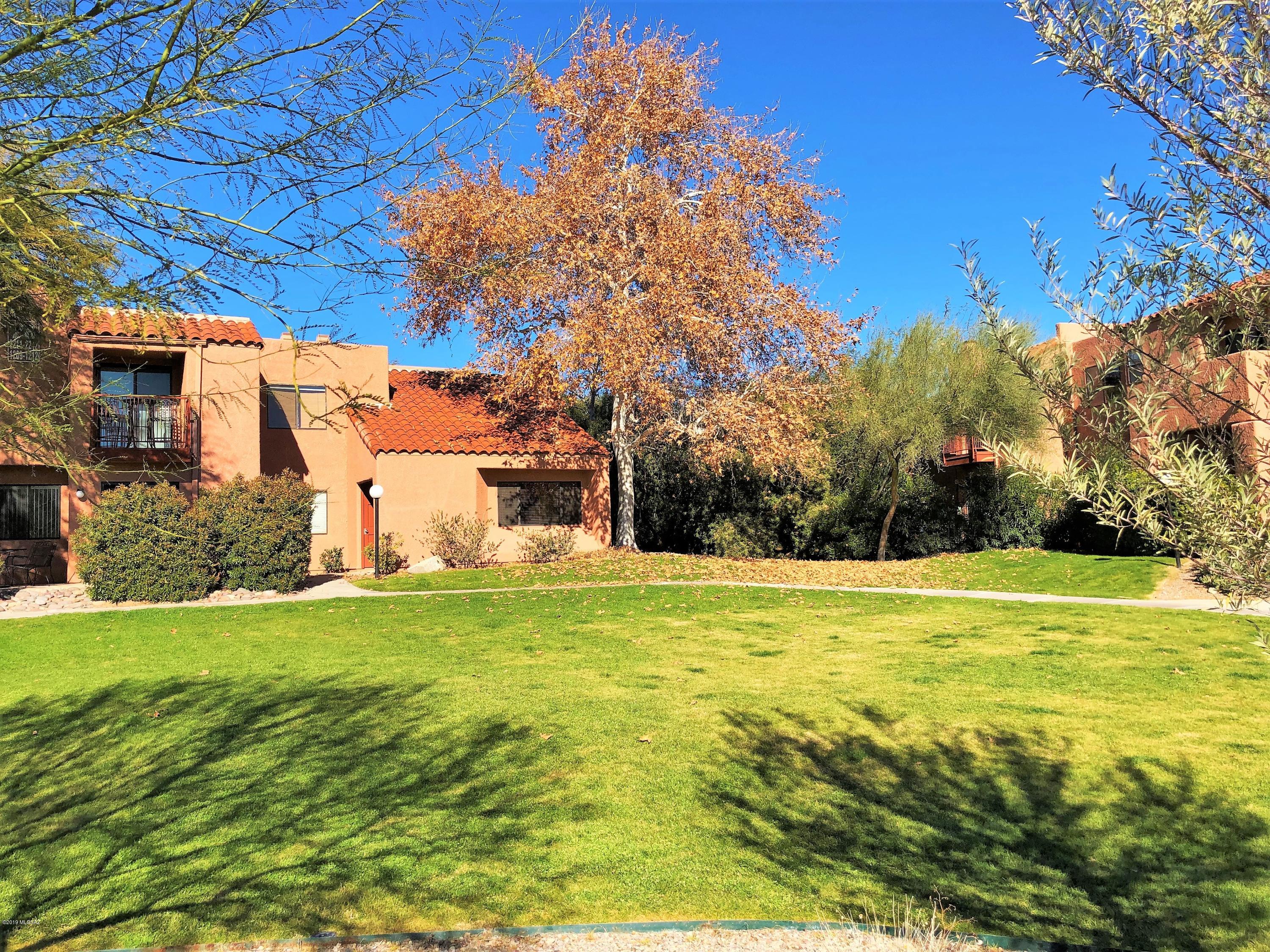 Ventana Vista Condominiums - Residential