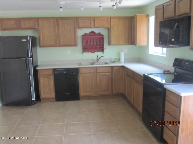 Villa Venice Condos - Residential Lease
