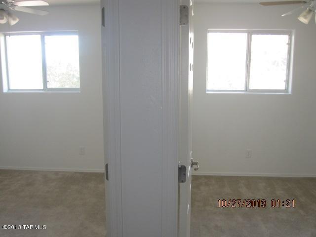 Villa Venice Condos - Residential Lease
