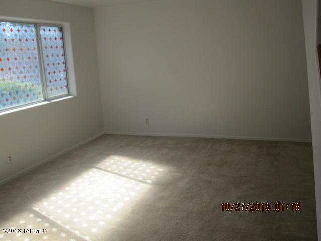 Villa Venice Condos - Residential Lease