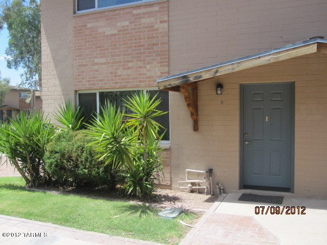 Villa Venice Condos - Residential Lease