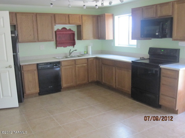 Villa Venice Condos - Residential Lease