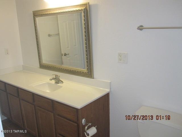 Villa Venice Condos - Residential Lease