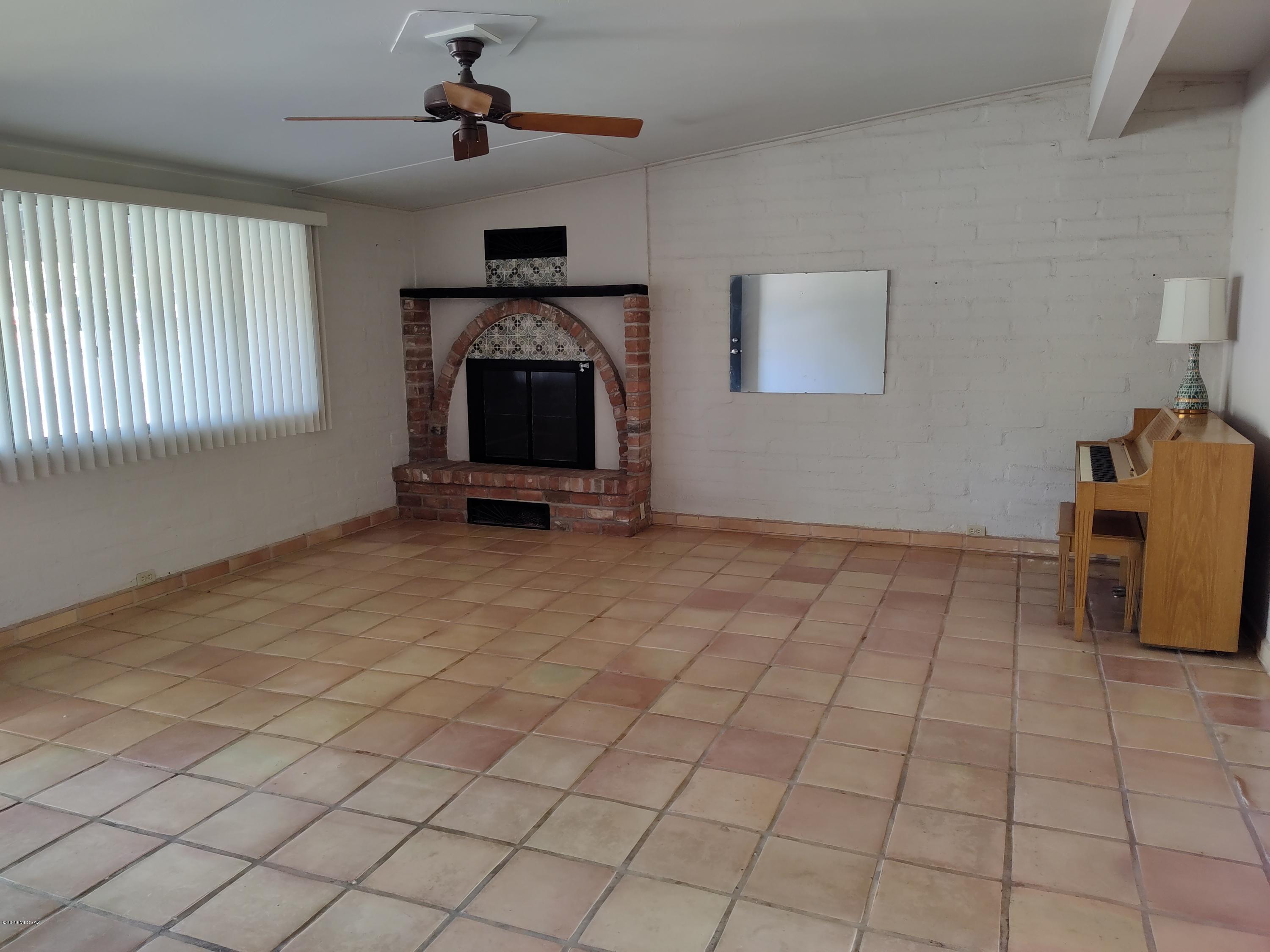 Desert Hills (1-82) - Residential