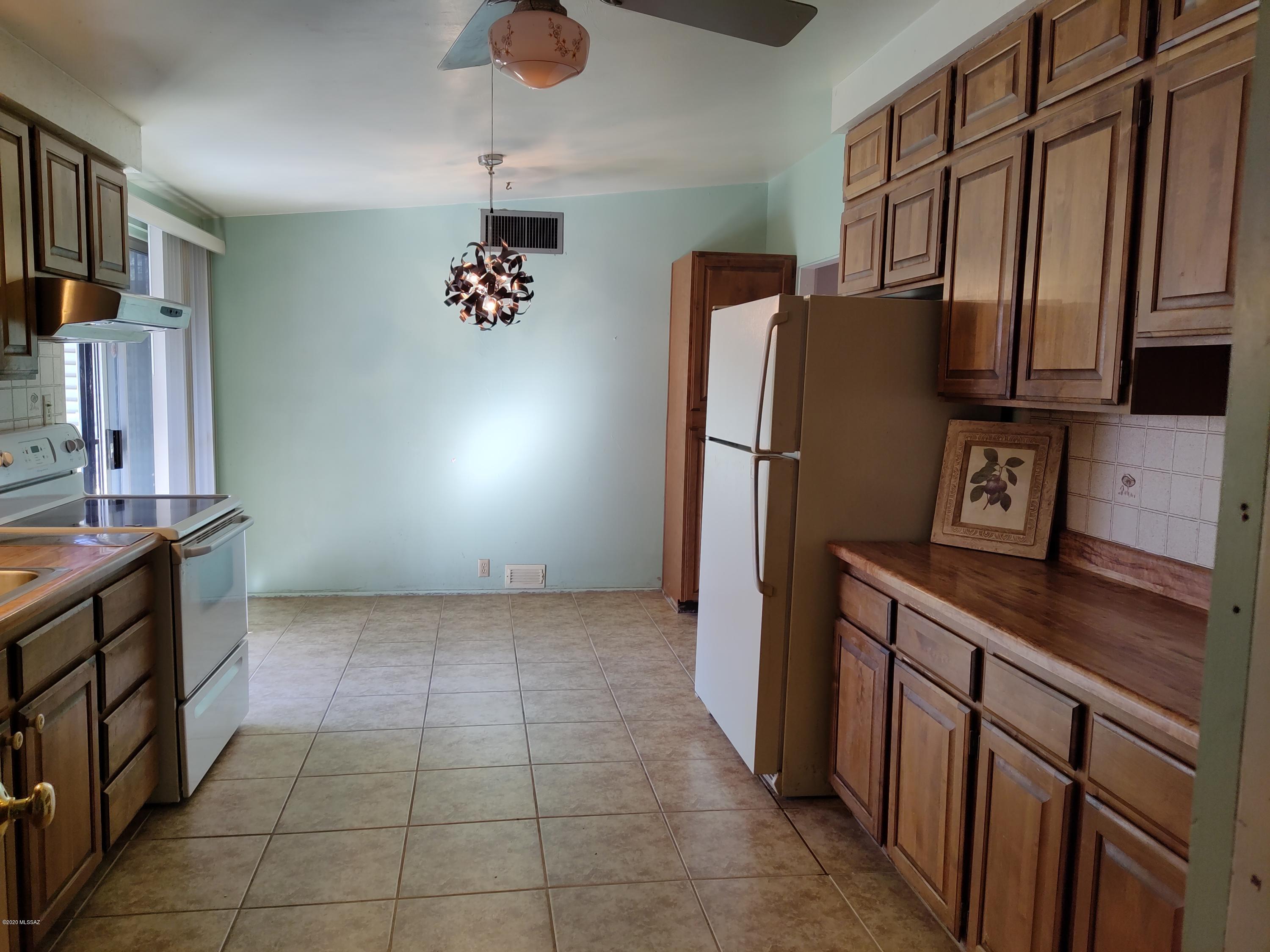 Desert Hills (1-82) - Residential