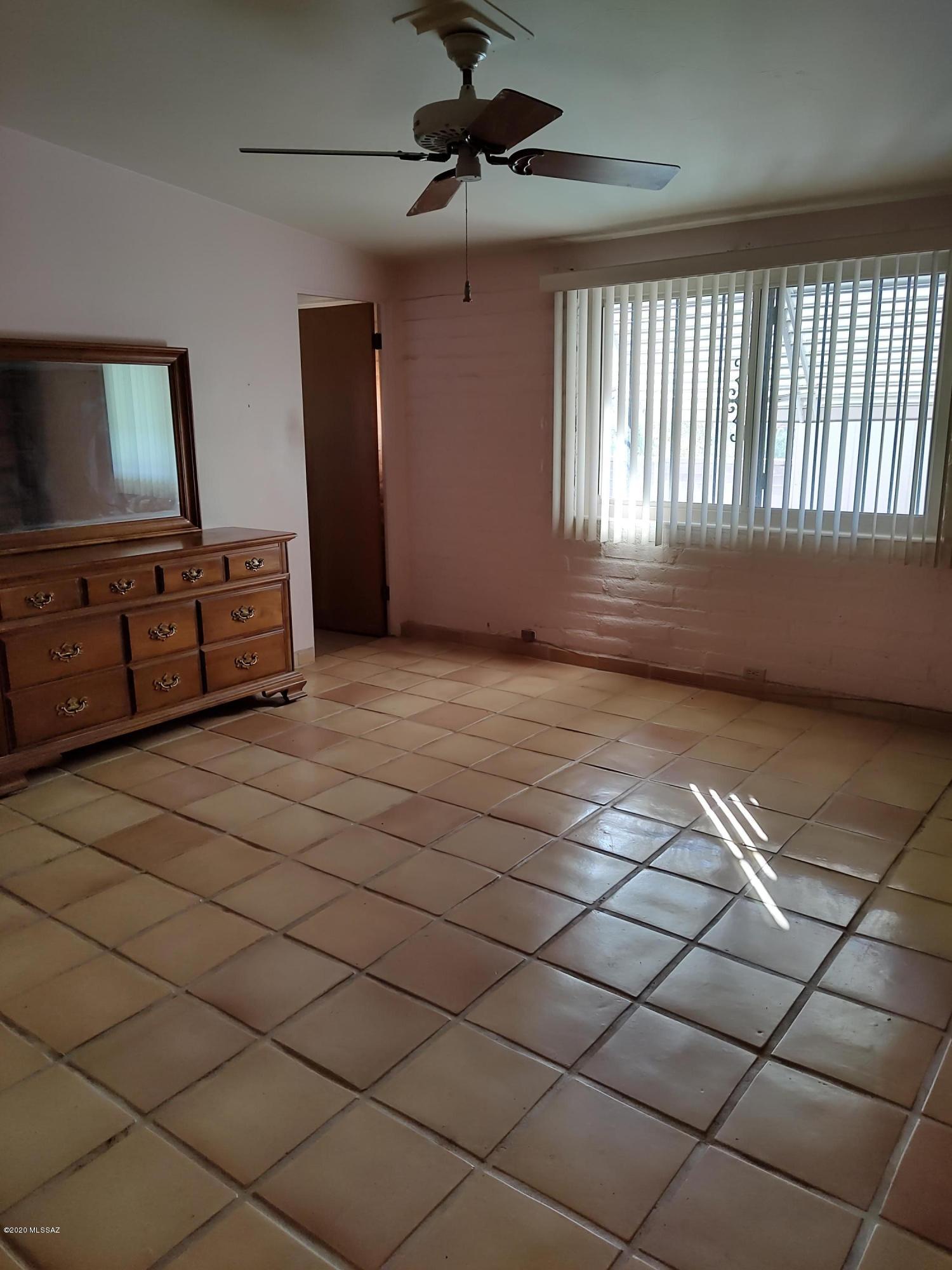 Desert Hills (1-82) - Residential