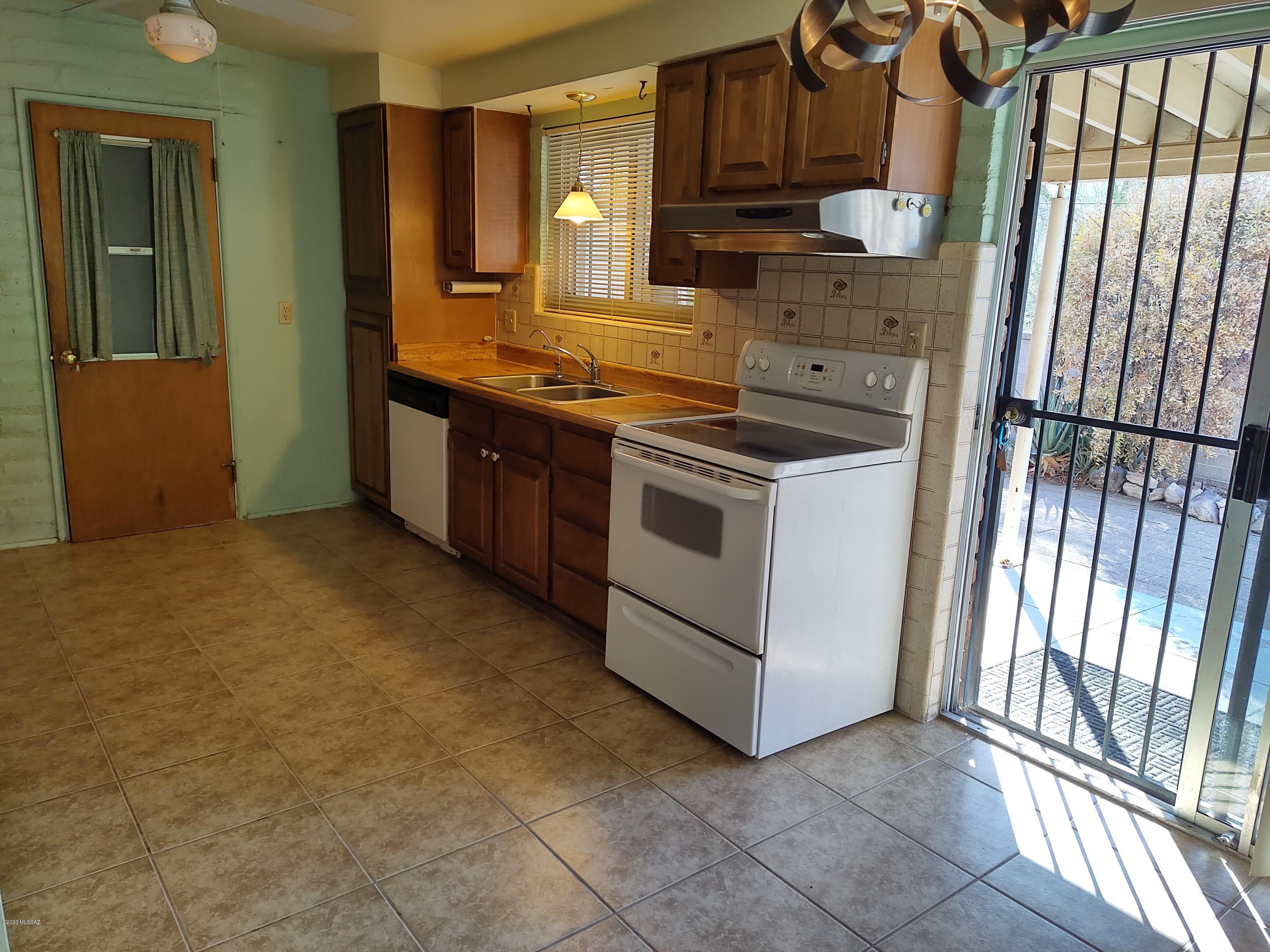 Desert Hills (1-82) - Residential