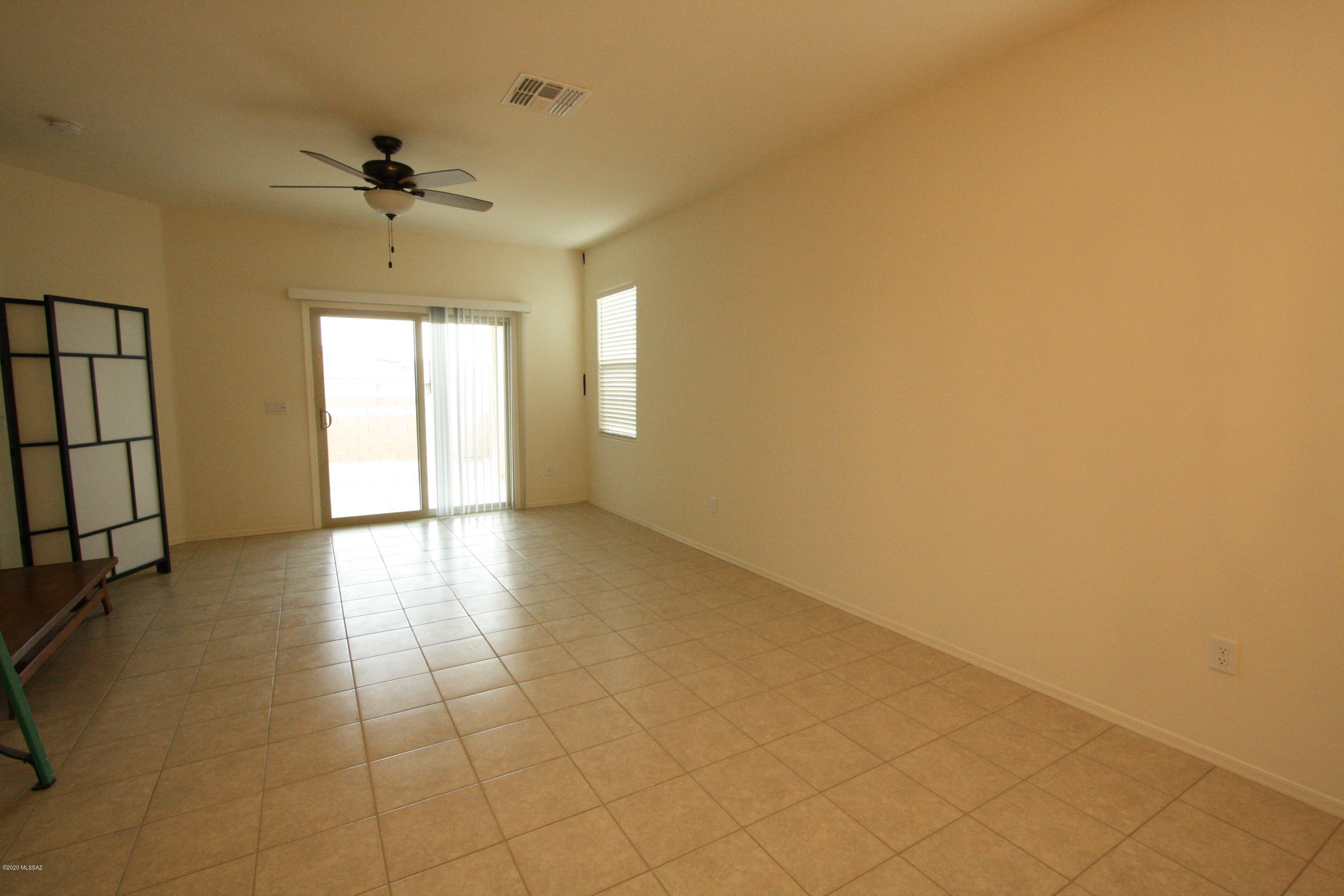 Rancho Del Lago (1-100) - Residential Lease