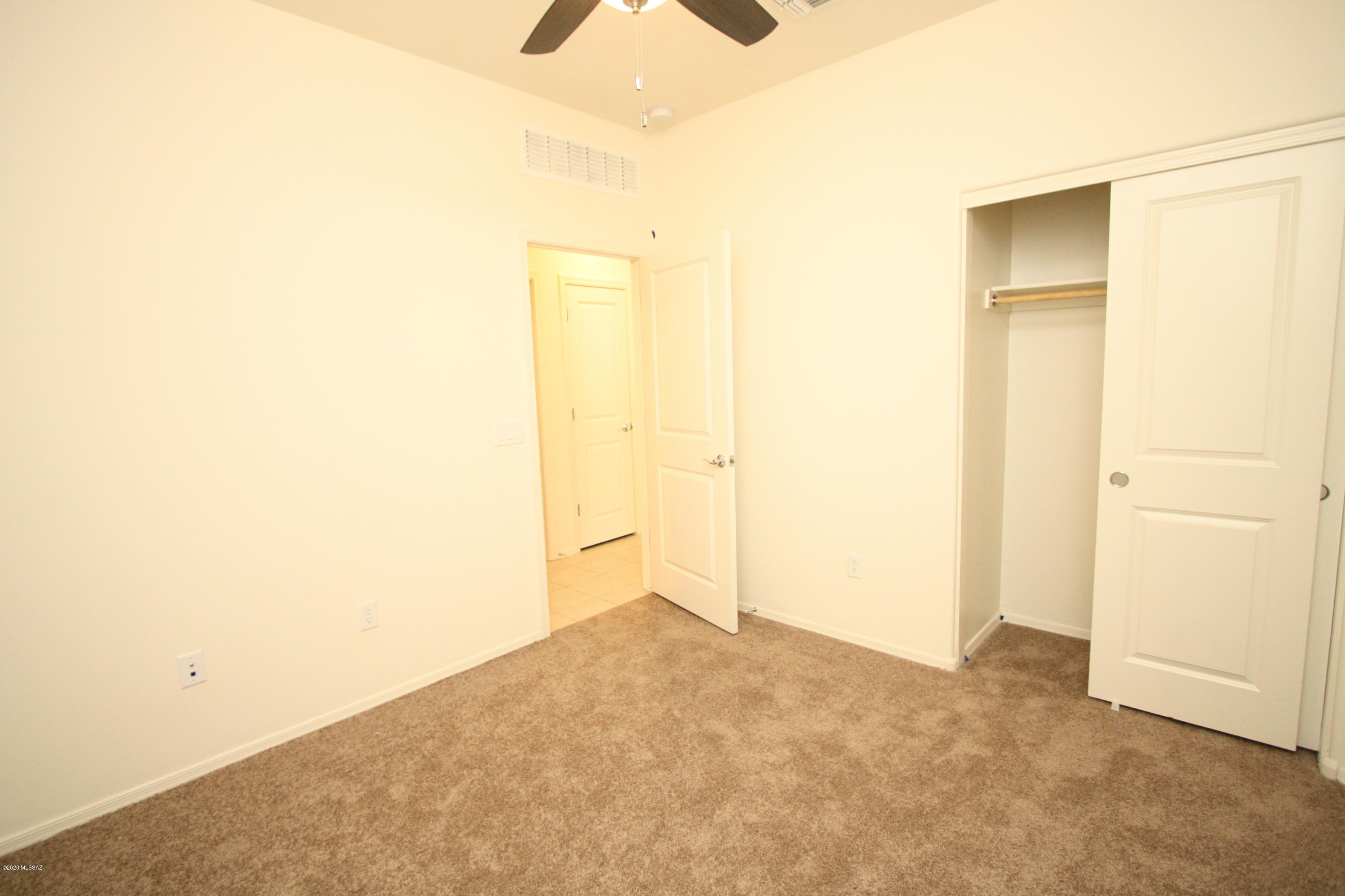 Rancho Del Lago (1-100) - Residential Lease