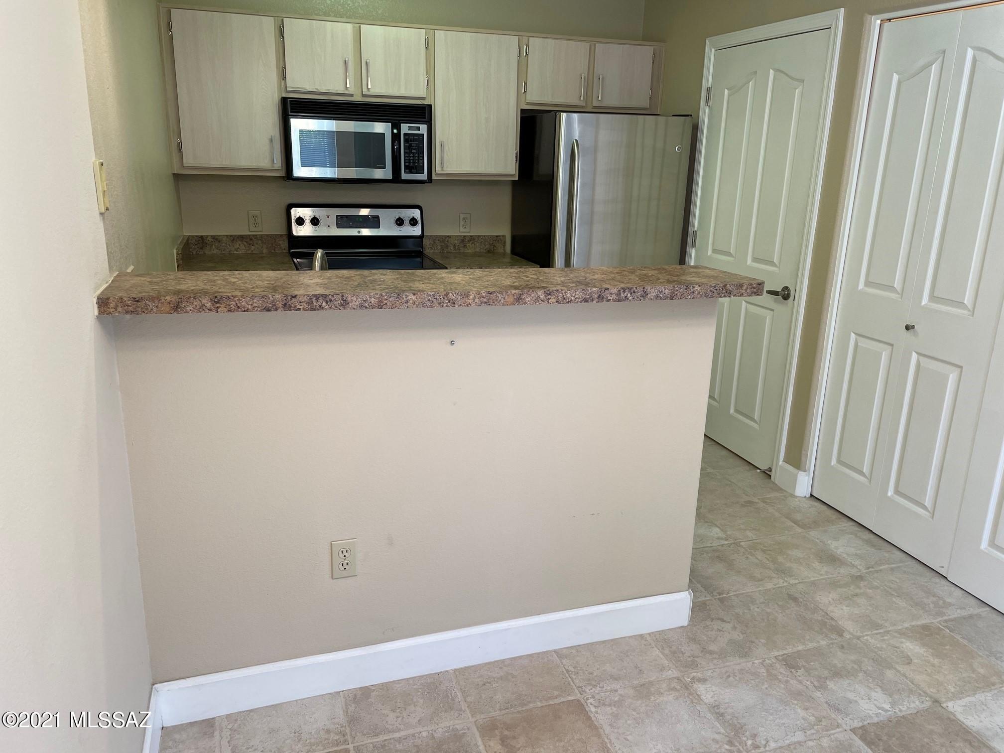 Veranda at Ventana Condominiums - Residential Lease