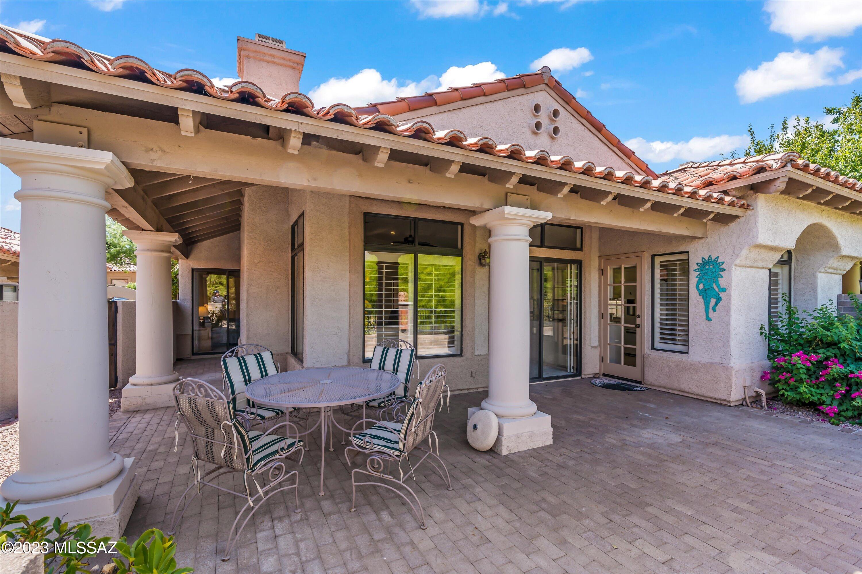 Las Ventanas (1-57) - Residential