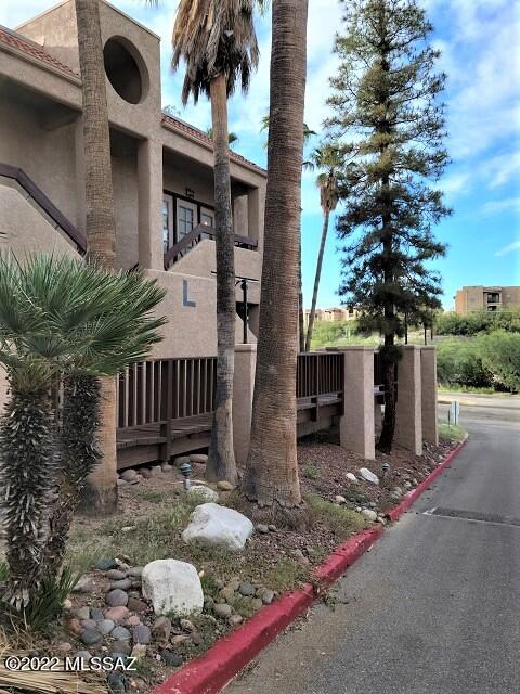 La Vida NO. II - Residential Lease