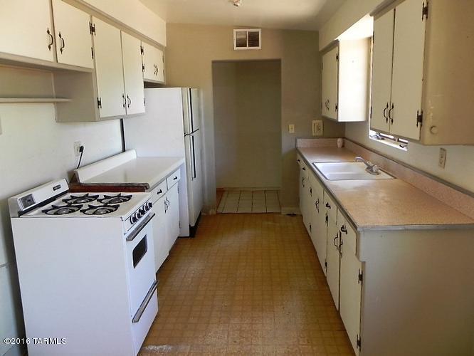 Douglas Terrace (1-69) - Residential