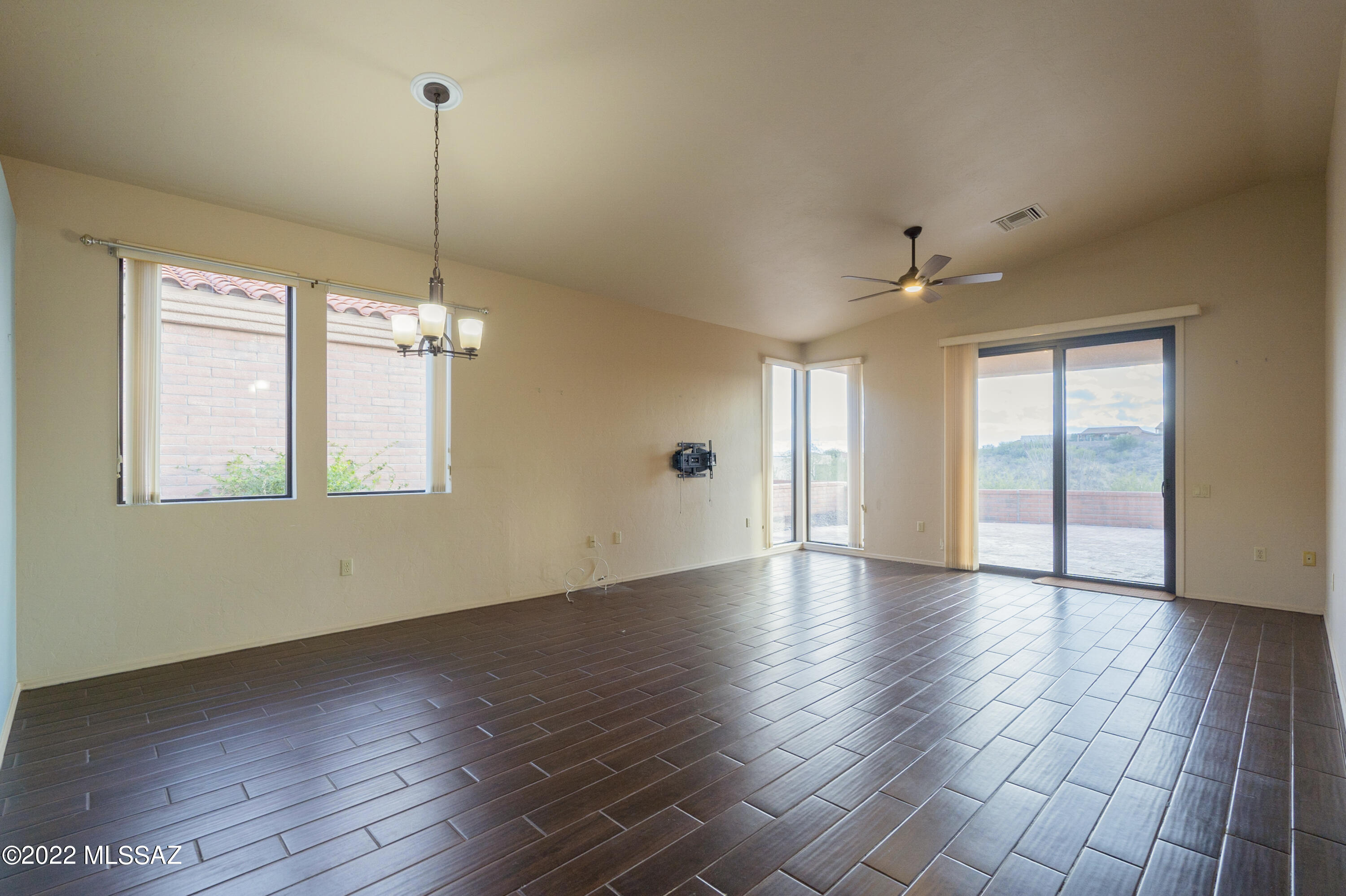 San Ignacio Vistas II (1-118) - Residential