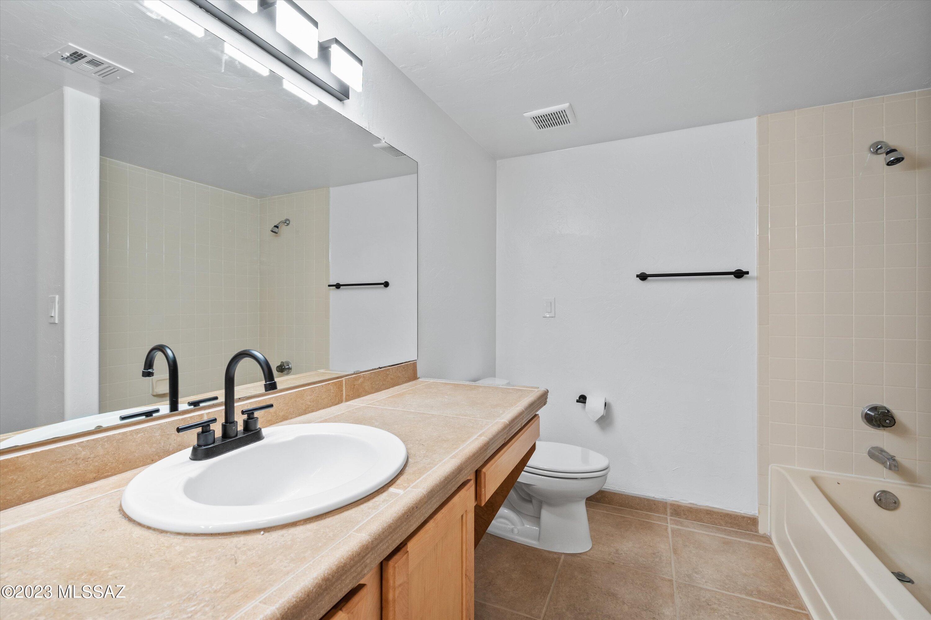 Dakotah Hills Condominium - Residential