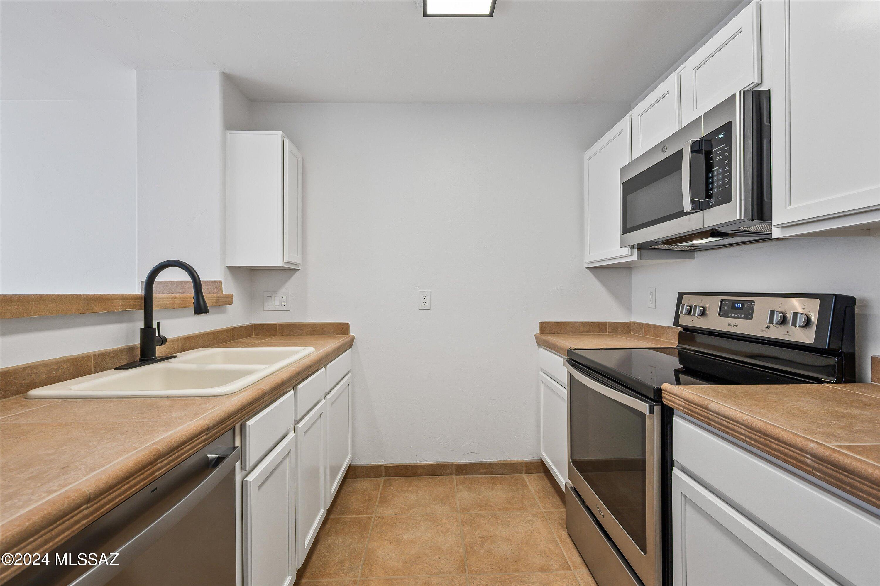 Dakotah Hills Condominium - Residential