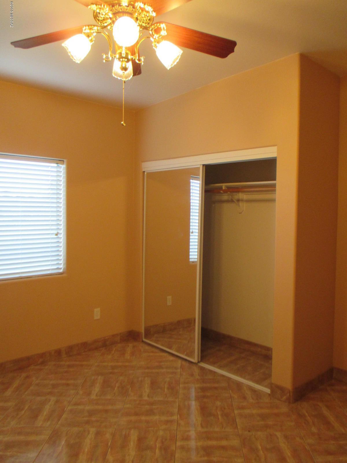 Mescal Lakes - Residential