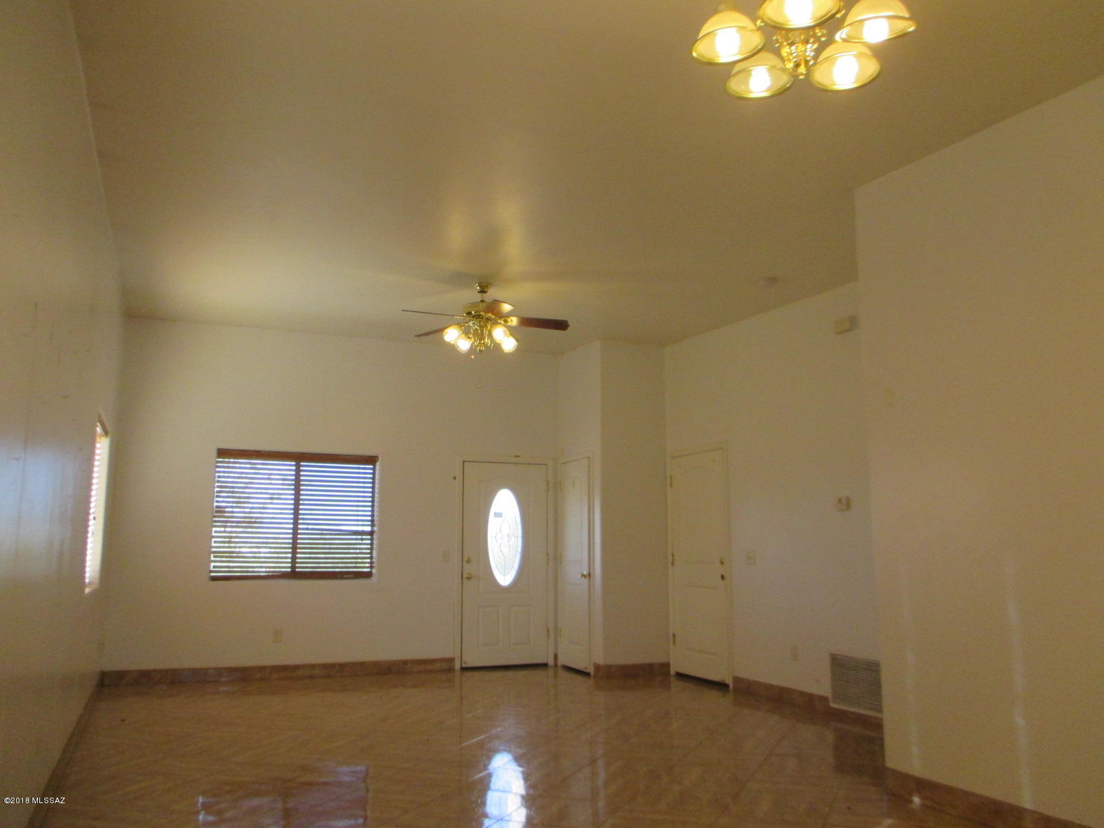 Mescal Lakes - Residential