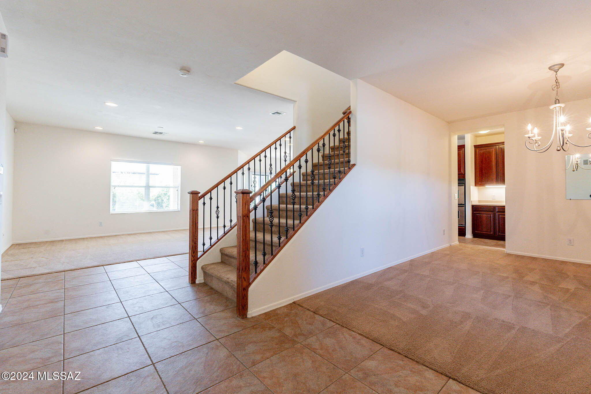 Black Horse (1-411) - Residential