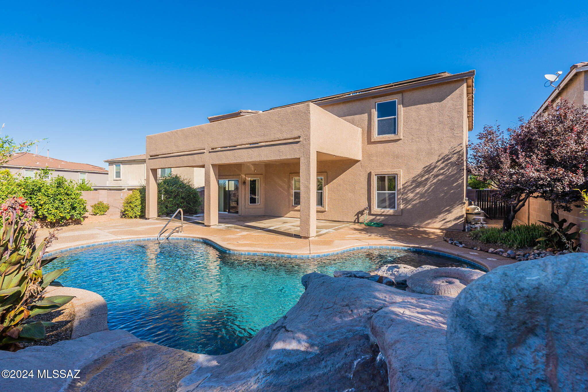 Black Horse (1-411) - Residential