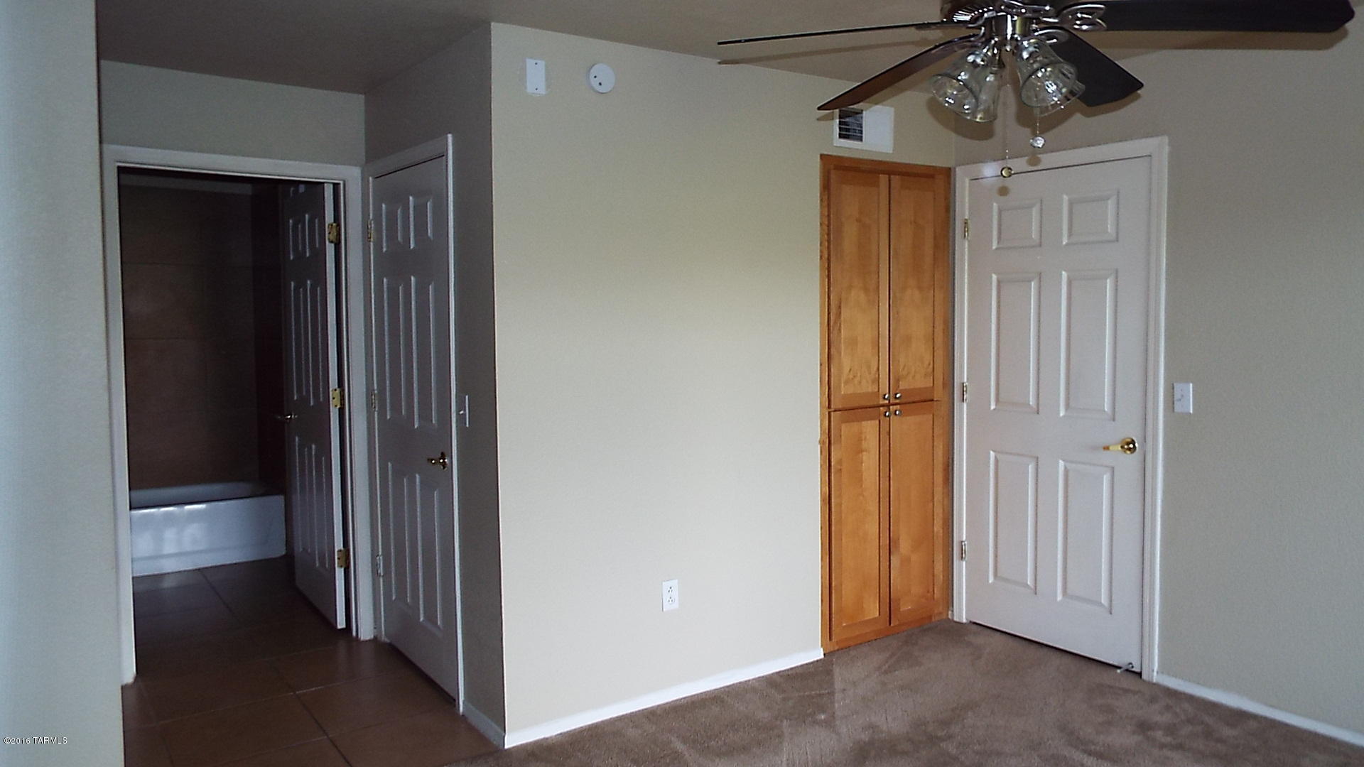 Villas at Sabino Canyon Condominiums - Residential