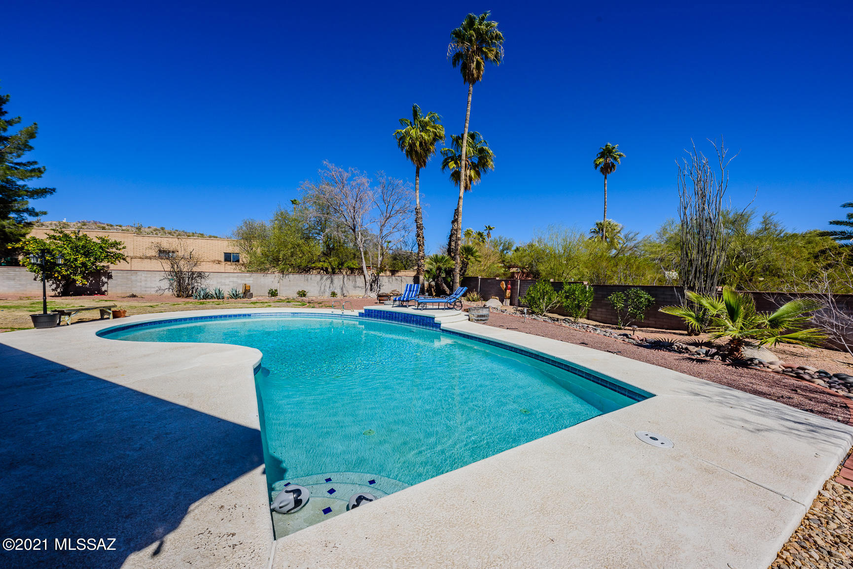 Sabino Vista Knolls (61-135) - Residential